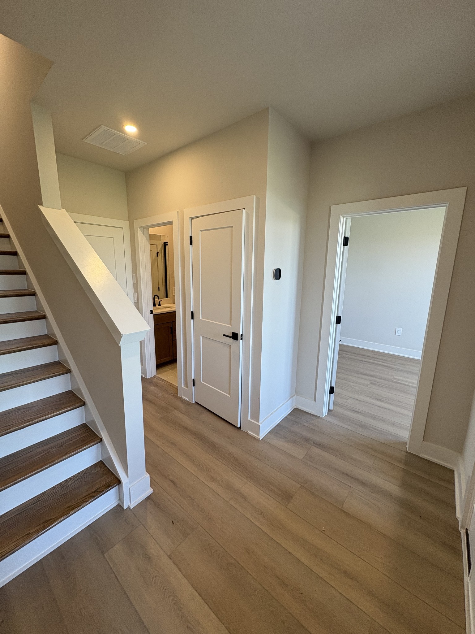 2615 Wilkinson Pike Unit: 1204