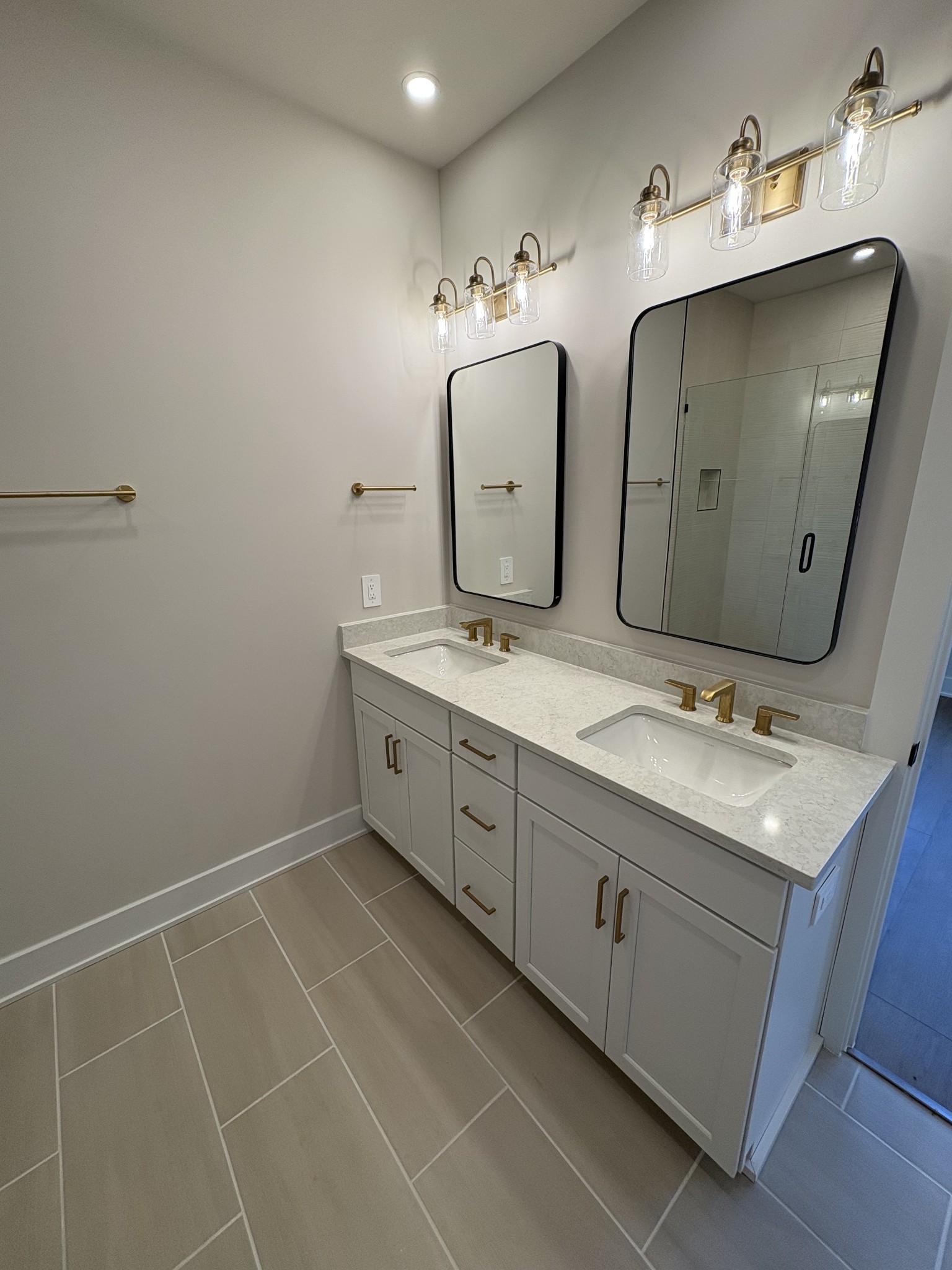 2615 Wilkinson Pike Unit: 1203