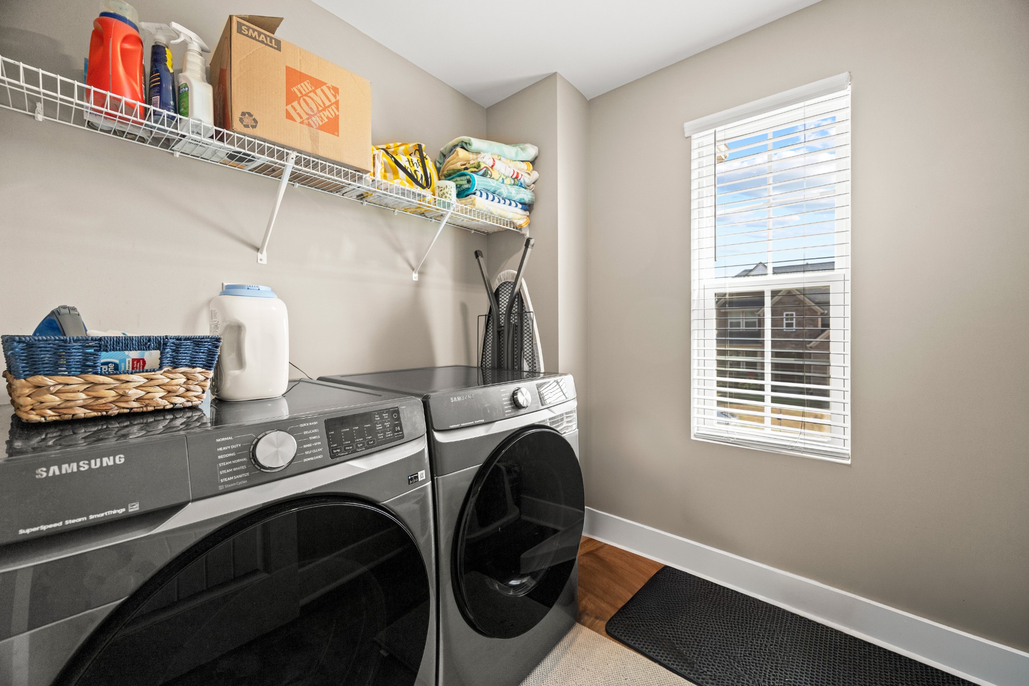 4962 Napoli Dr