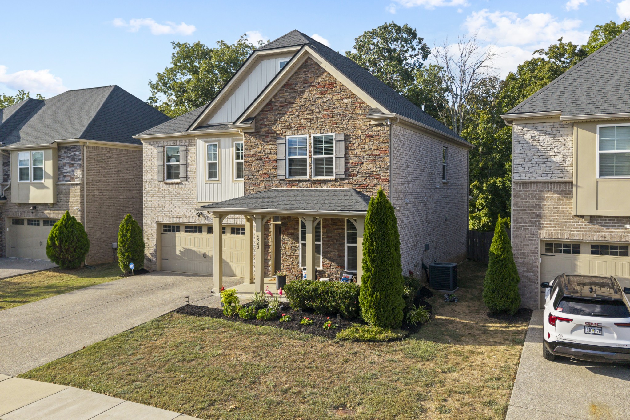 4962 Napoli Dr
