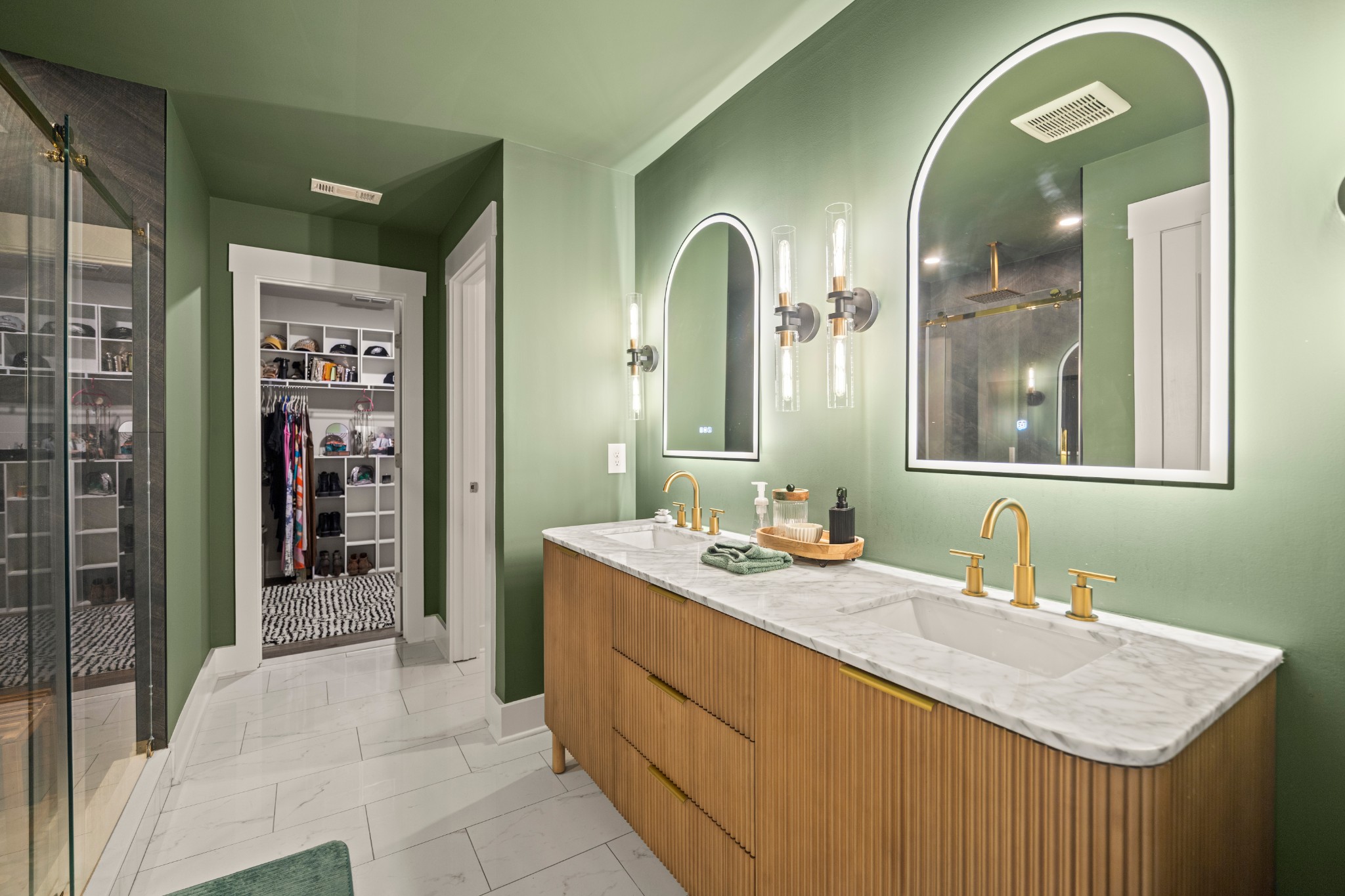 4962 Napoli Dr