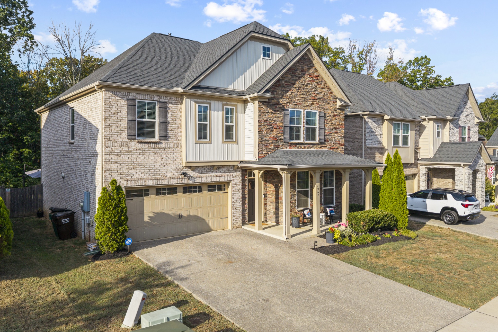 4962 Napoli Dr