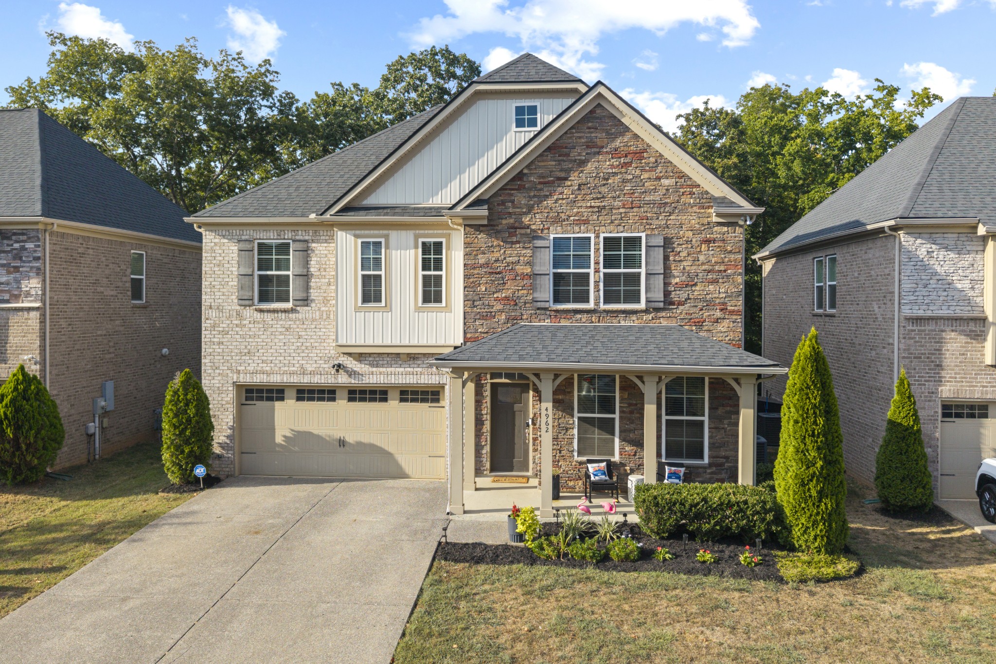 4962 Napoli Dr
