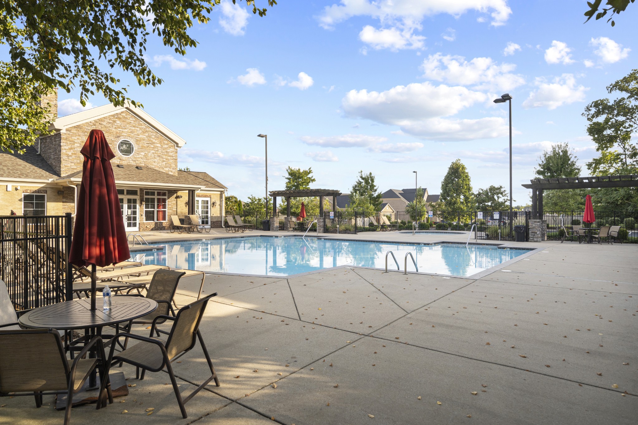 4962 Napoli Dr
