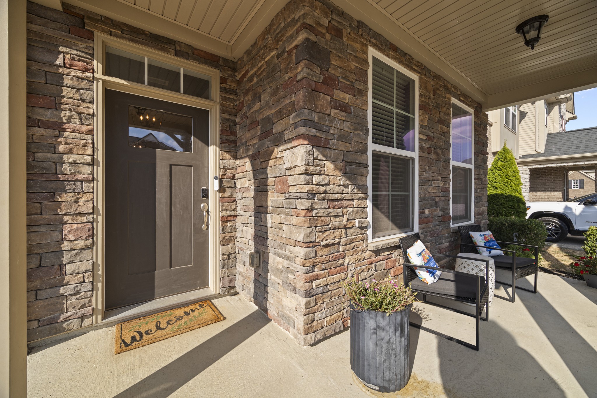 4962 Napoli Dr
