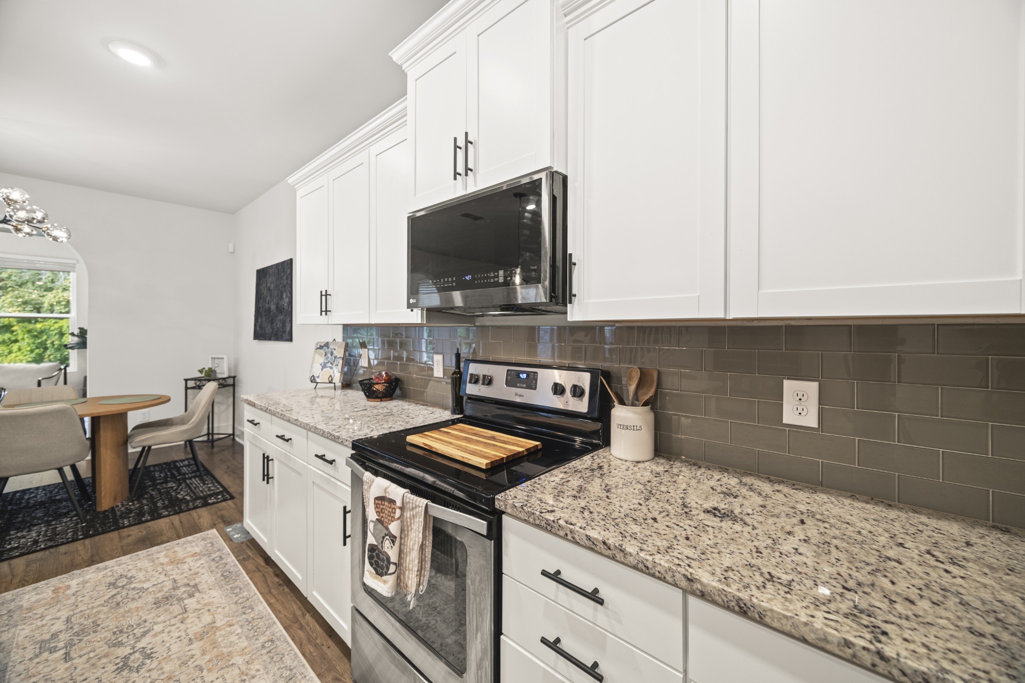 4962 Napoli Dr