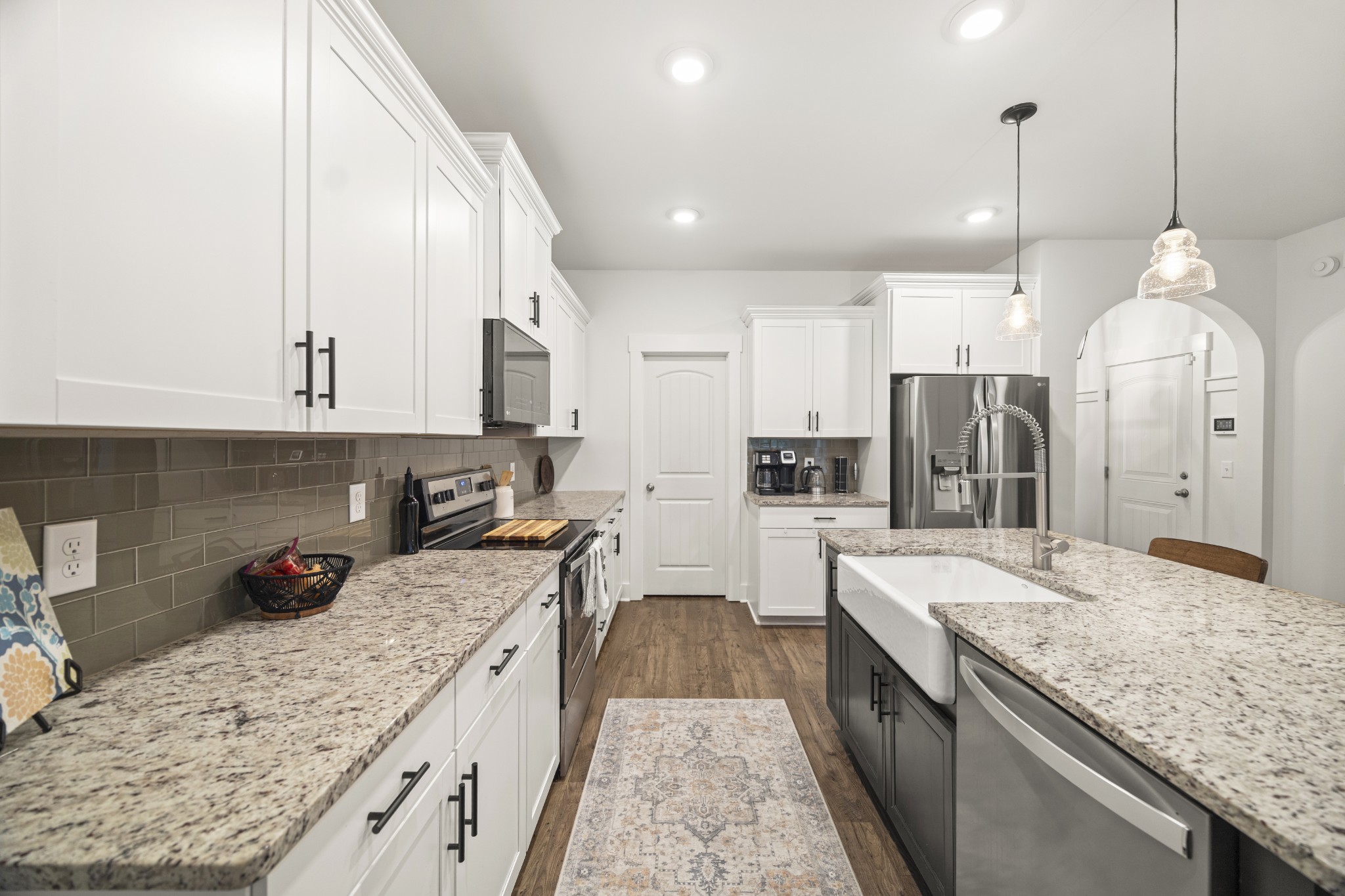 4962 Napoli Dr