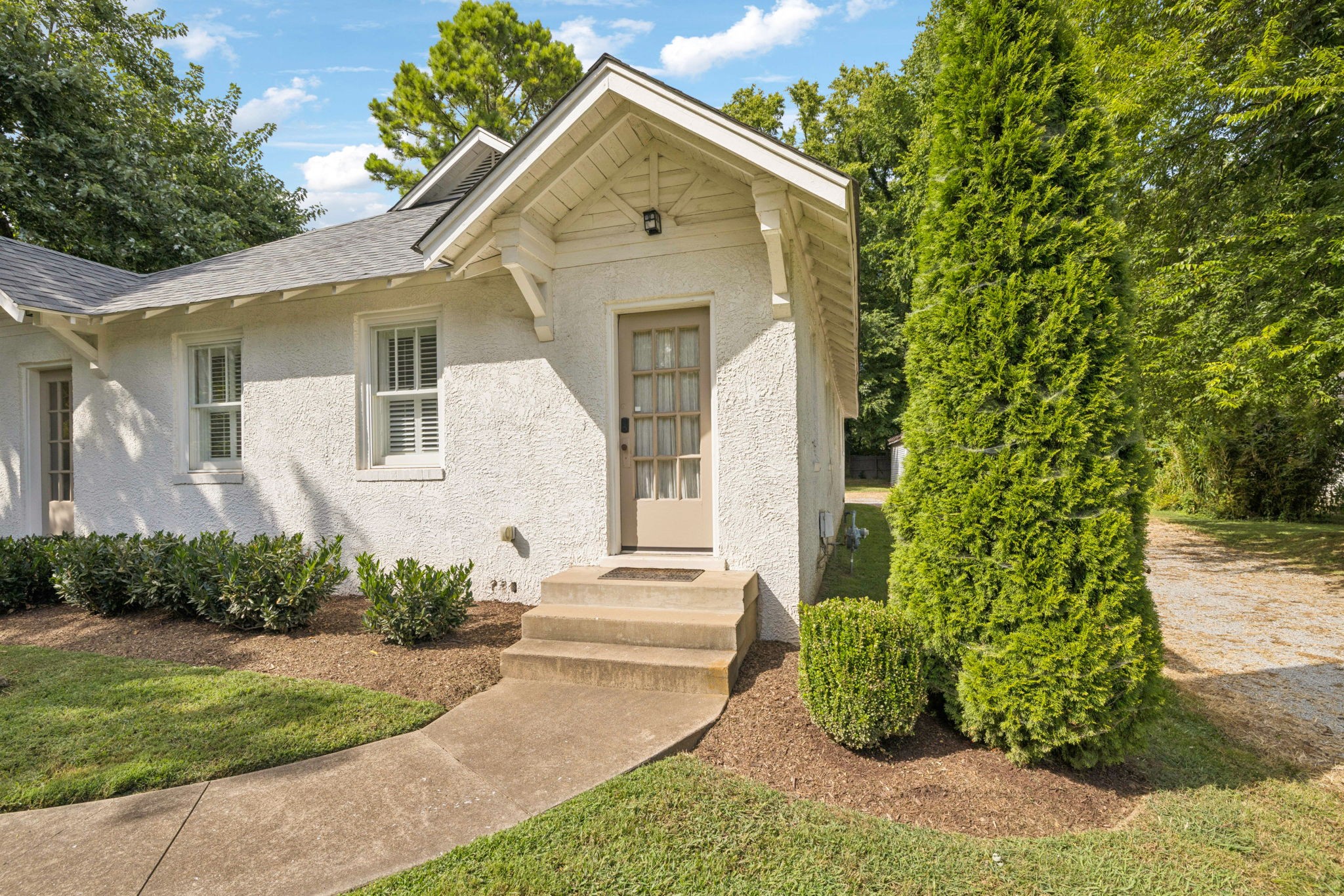 111 Old Liberty Pike Unit: B