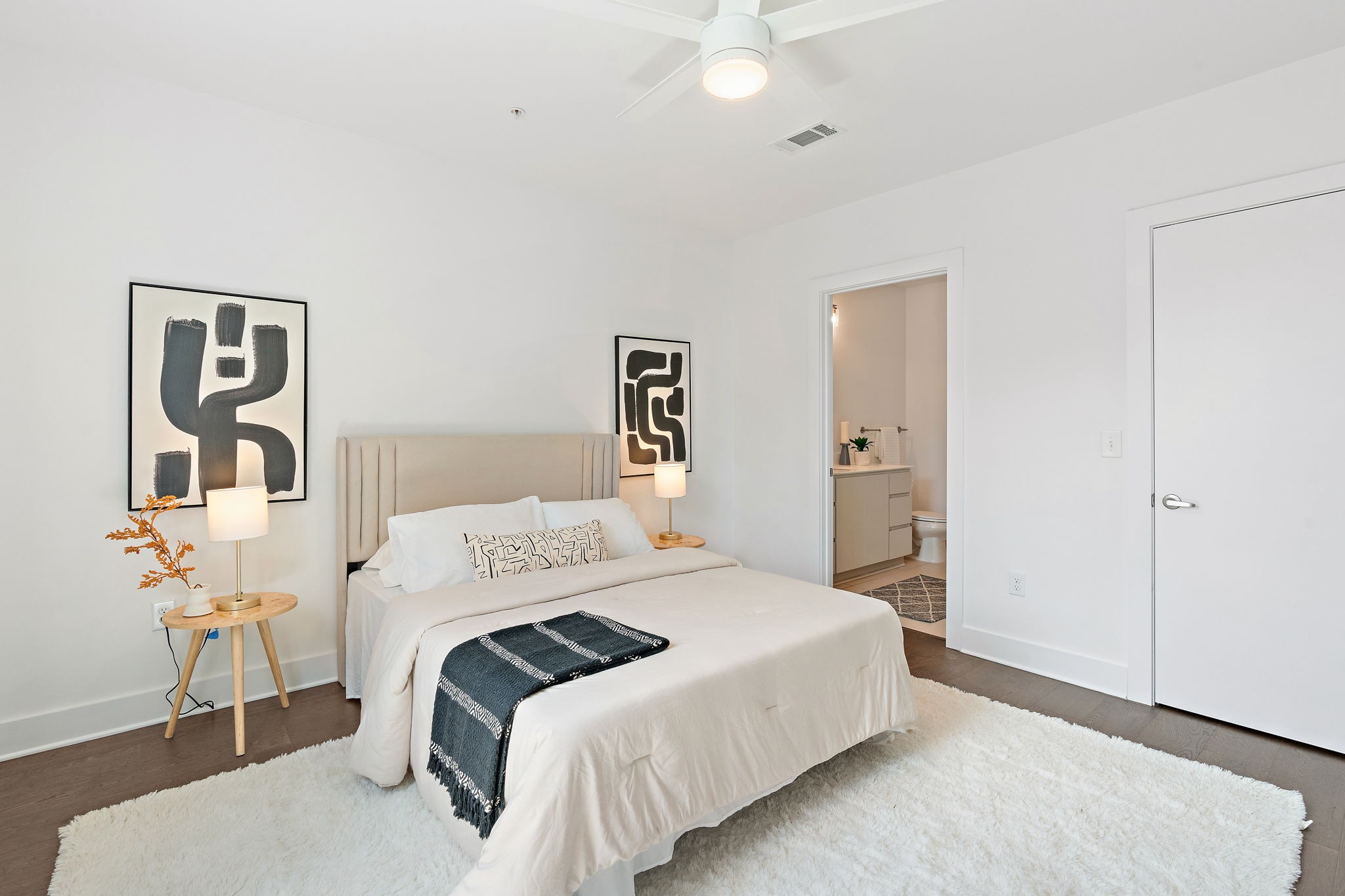 1260 Martin St Unit: 301