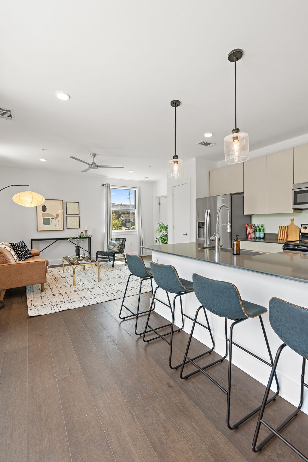 1260 Martin St Unit: 301