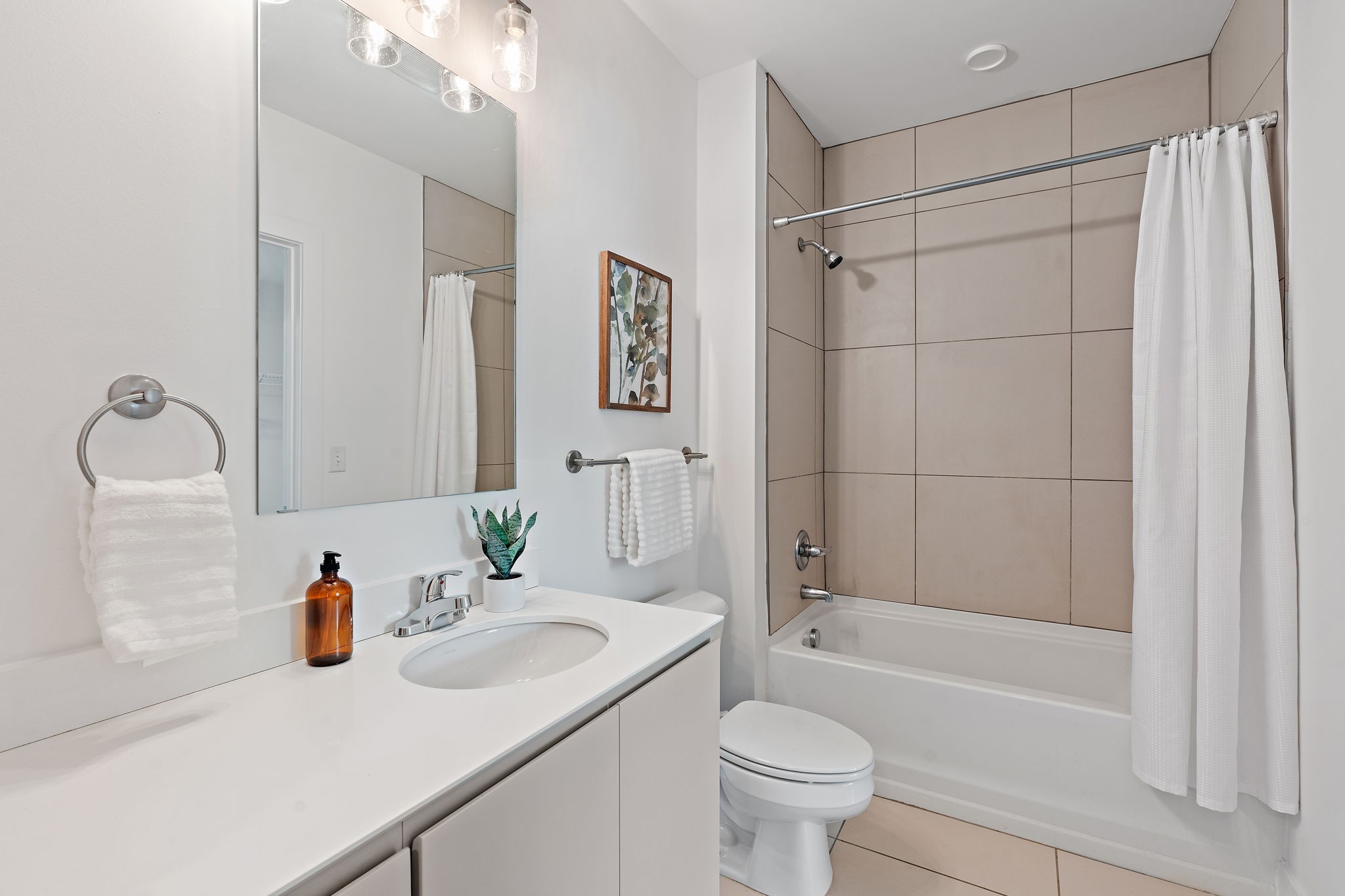 1260 Martin St Unit: 301