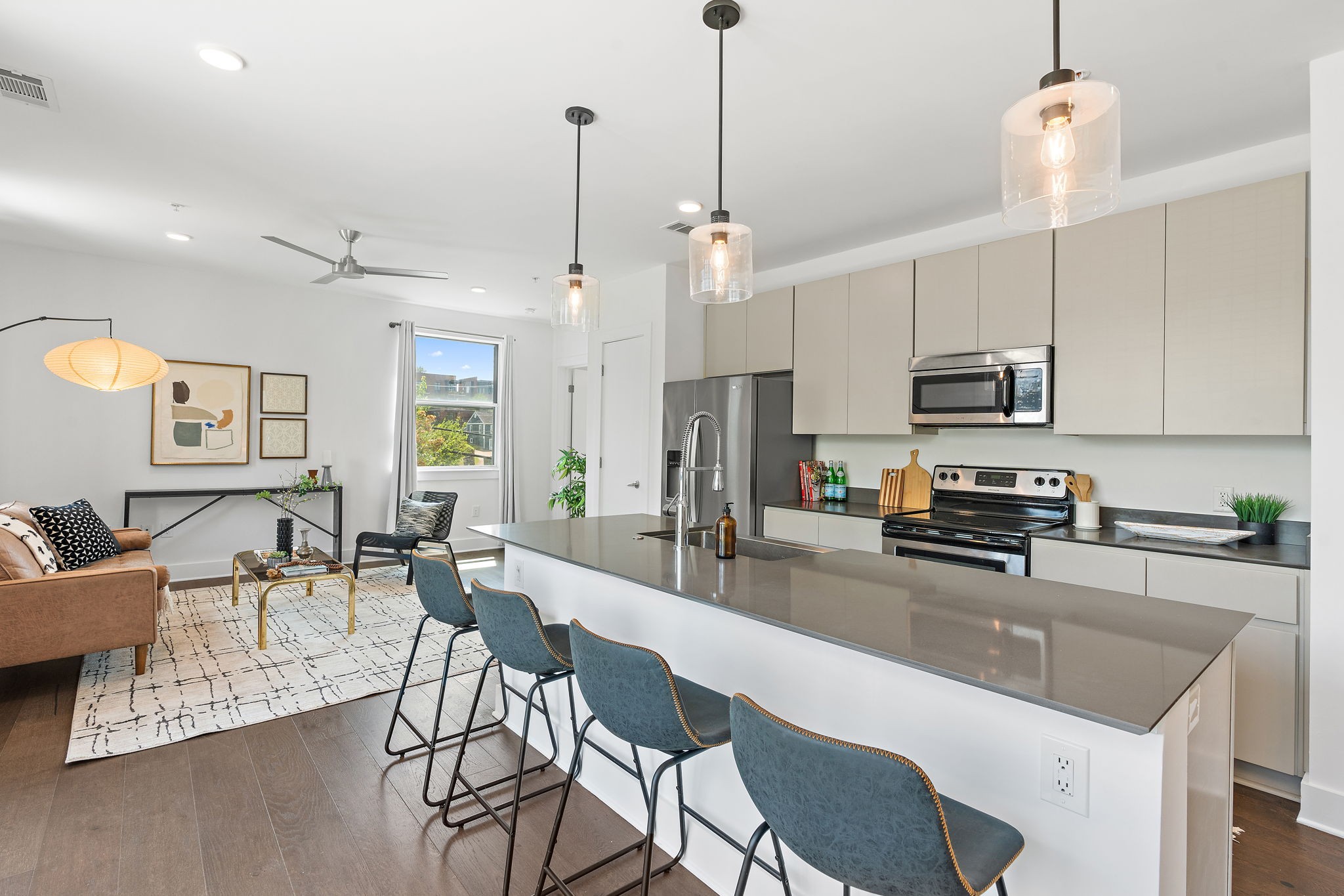1260 Martin St Unit: 301