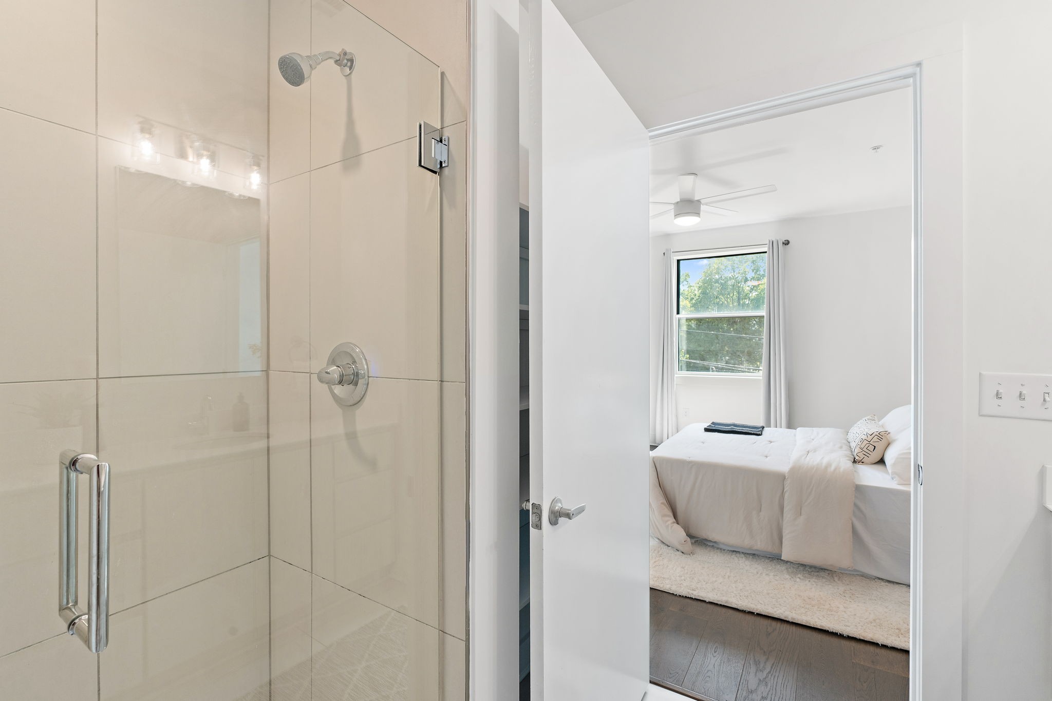 1260 Martin St Unit: 301