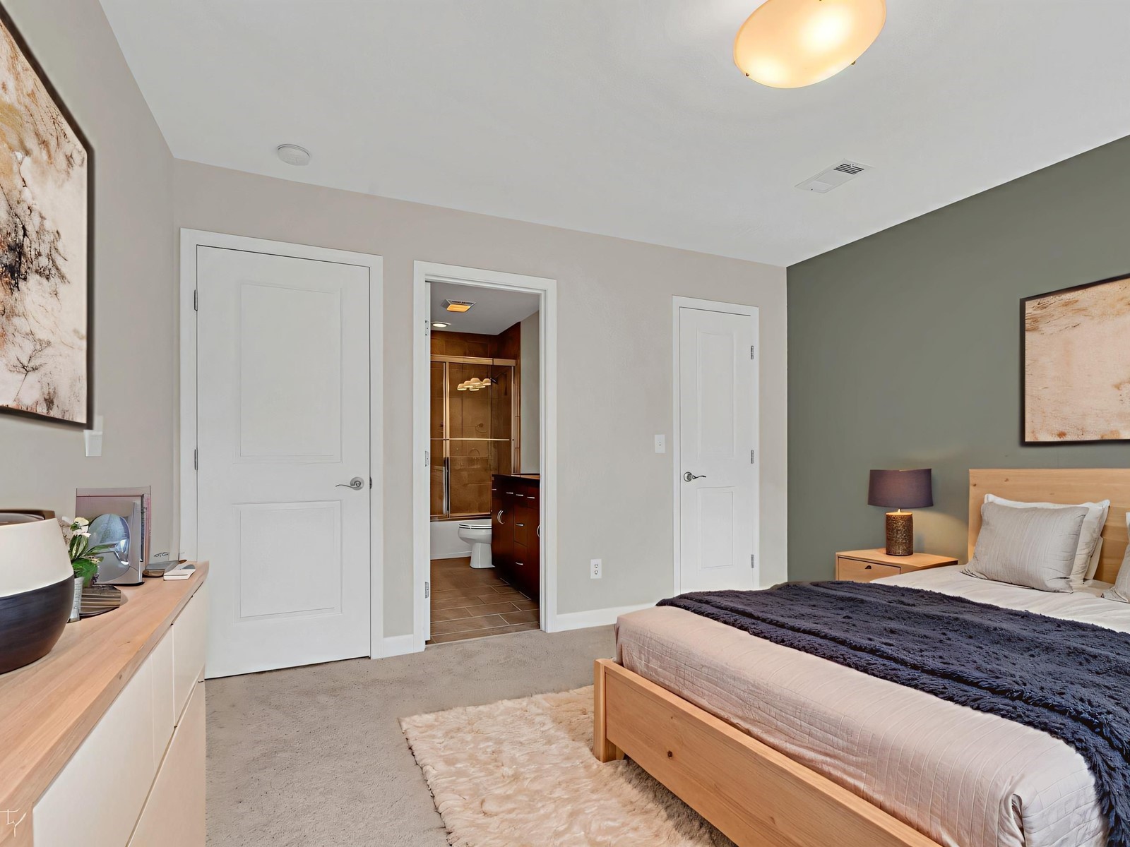 429 Caledonian Ct