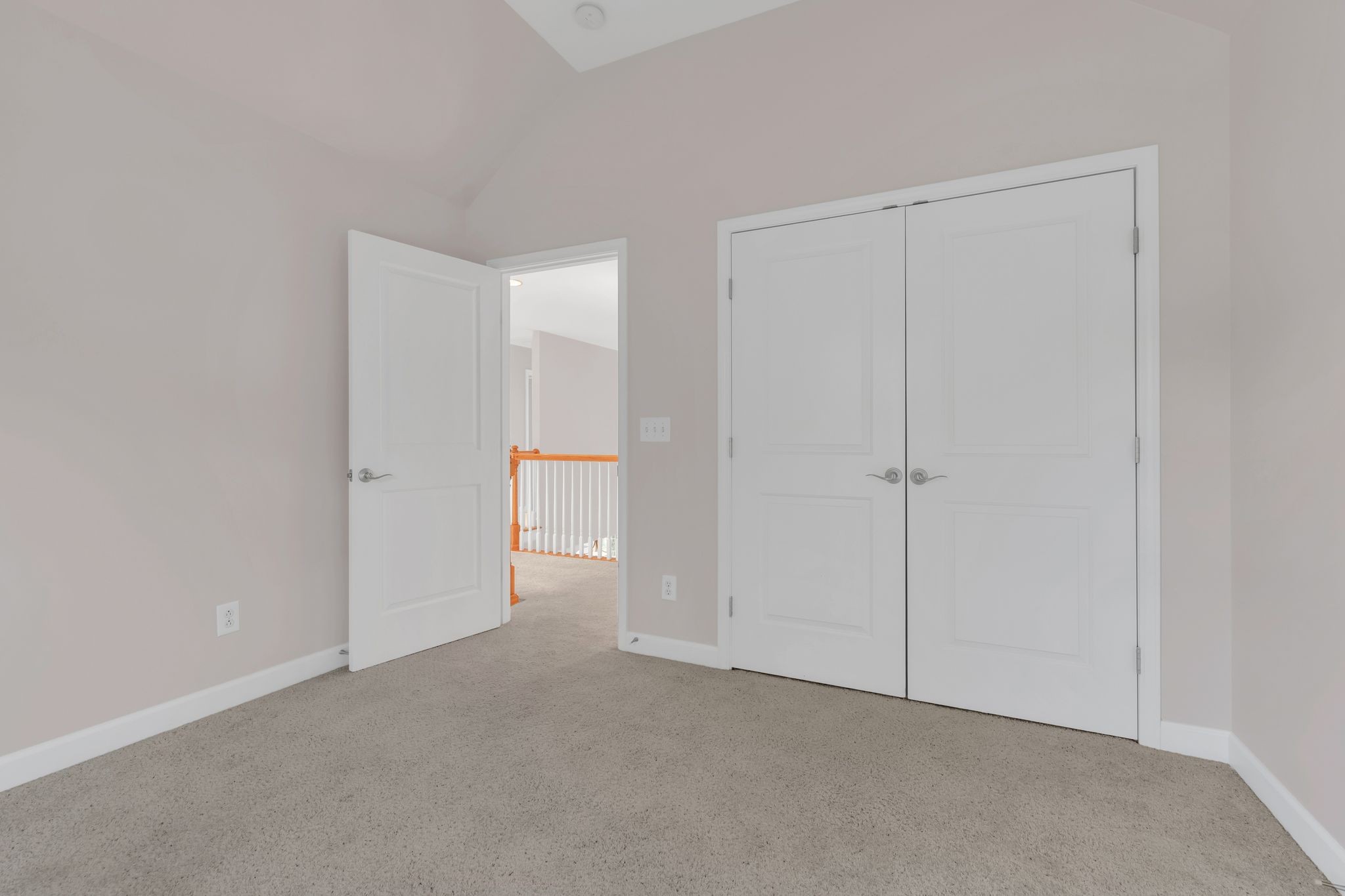 429 Caledonian Ct