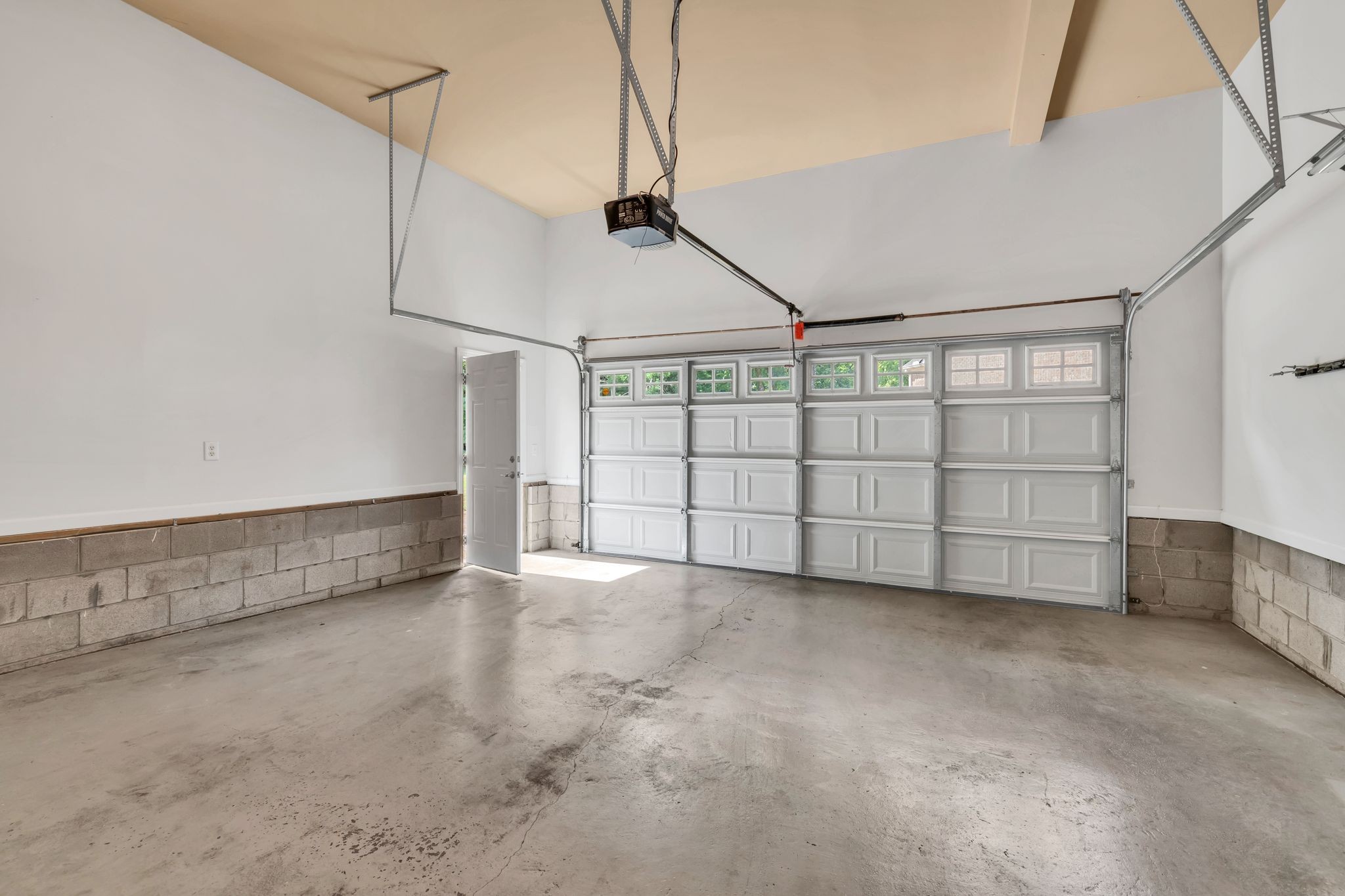 429 Caledonian Ct