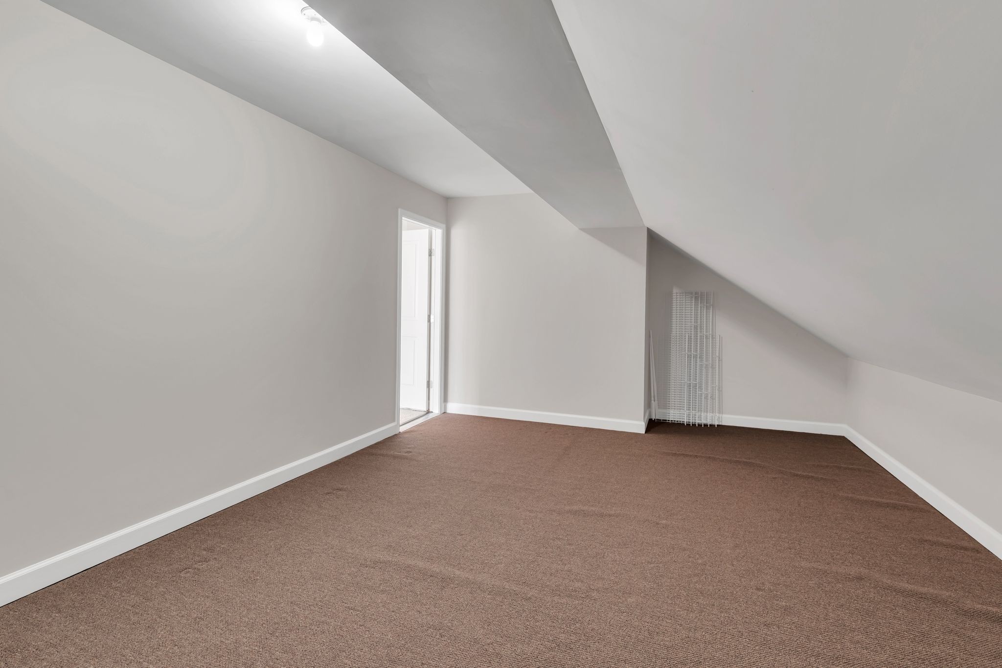 429 Caledonian Ct