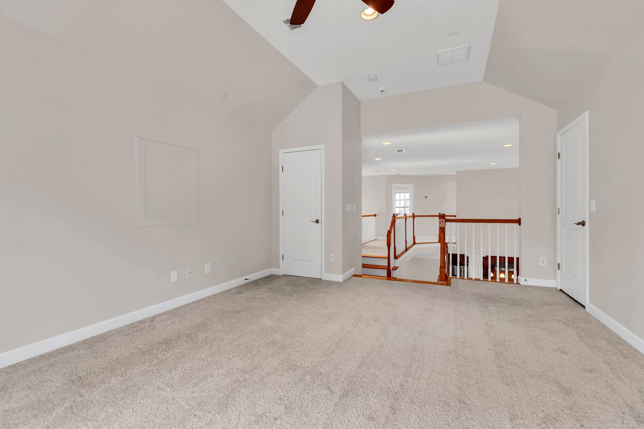 429 Caledonian Ct