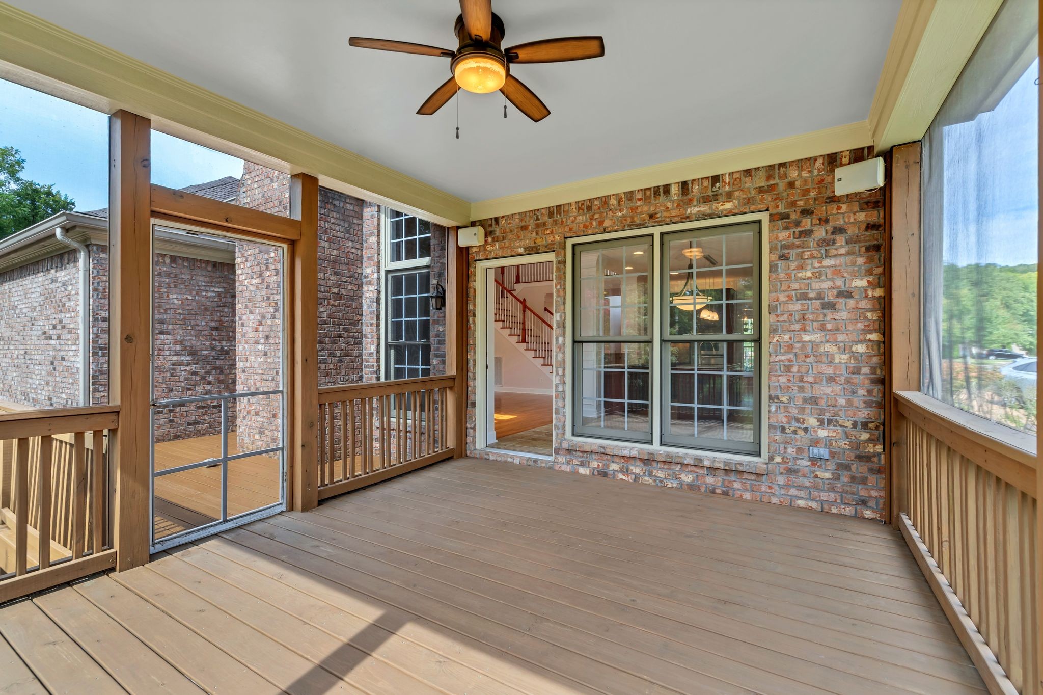 429 Caledonian Ct