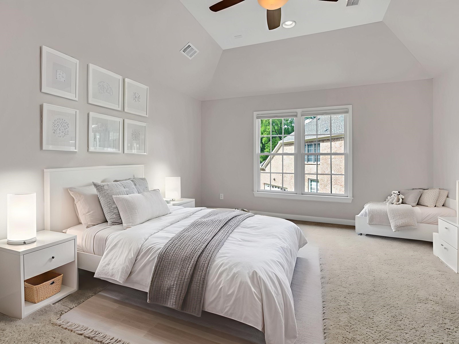 429 Caledonian Ct