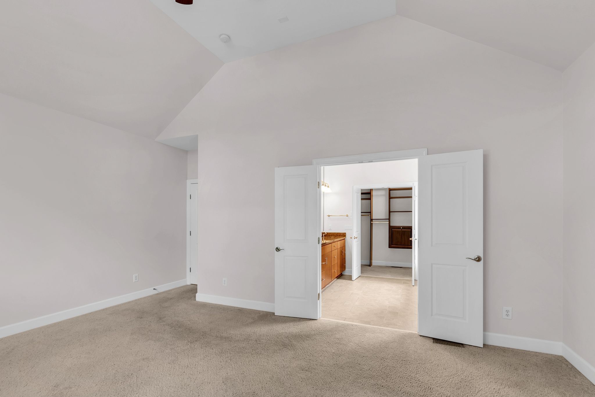 429 Caledonian Ct