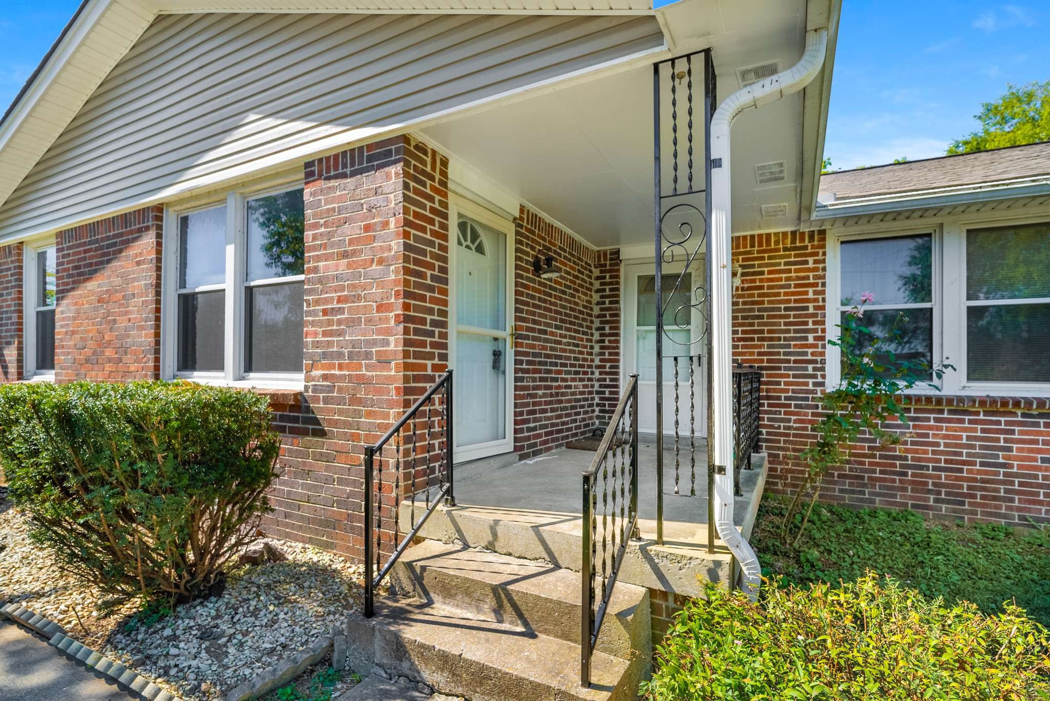 282 Southburn Dr