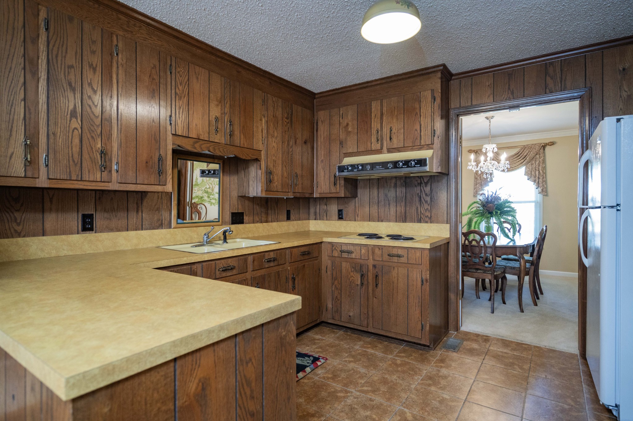 2250 Wiltshire Dr