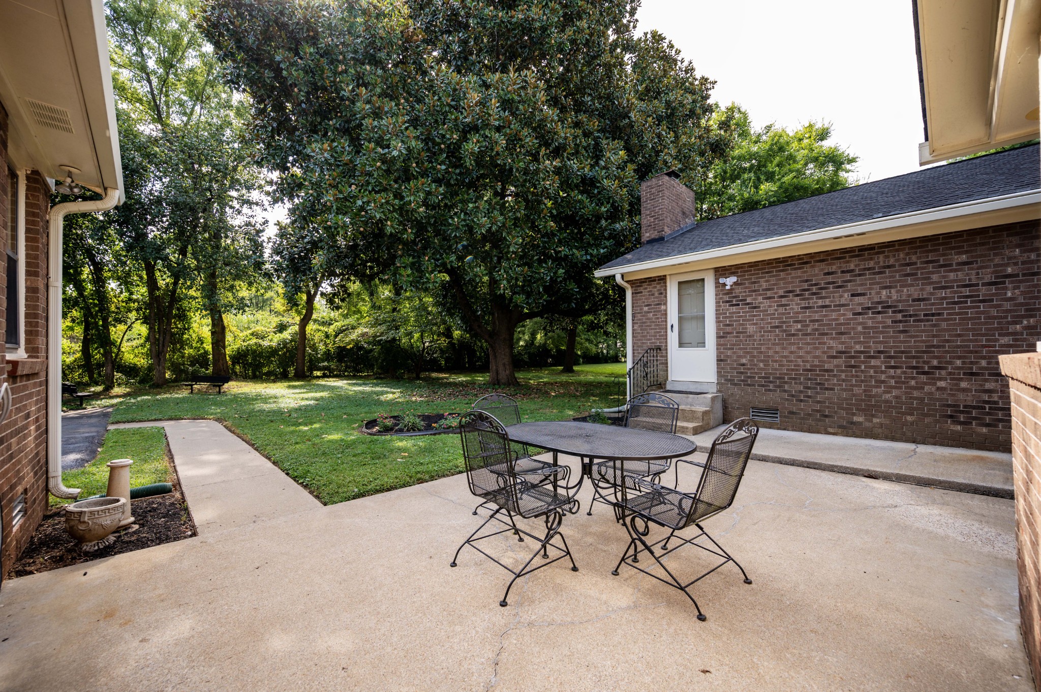 2250 Wiltshire Dr