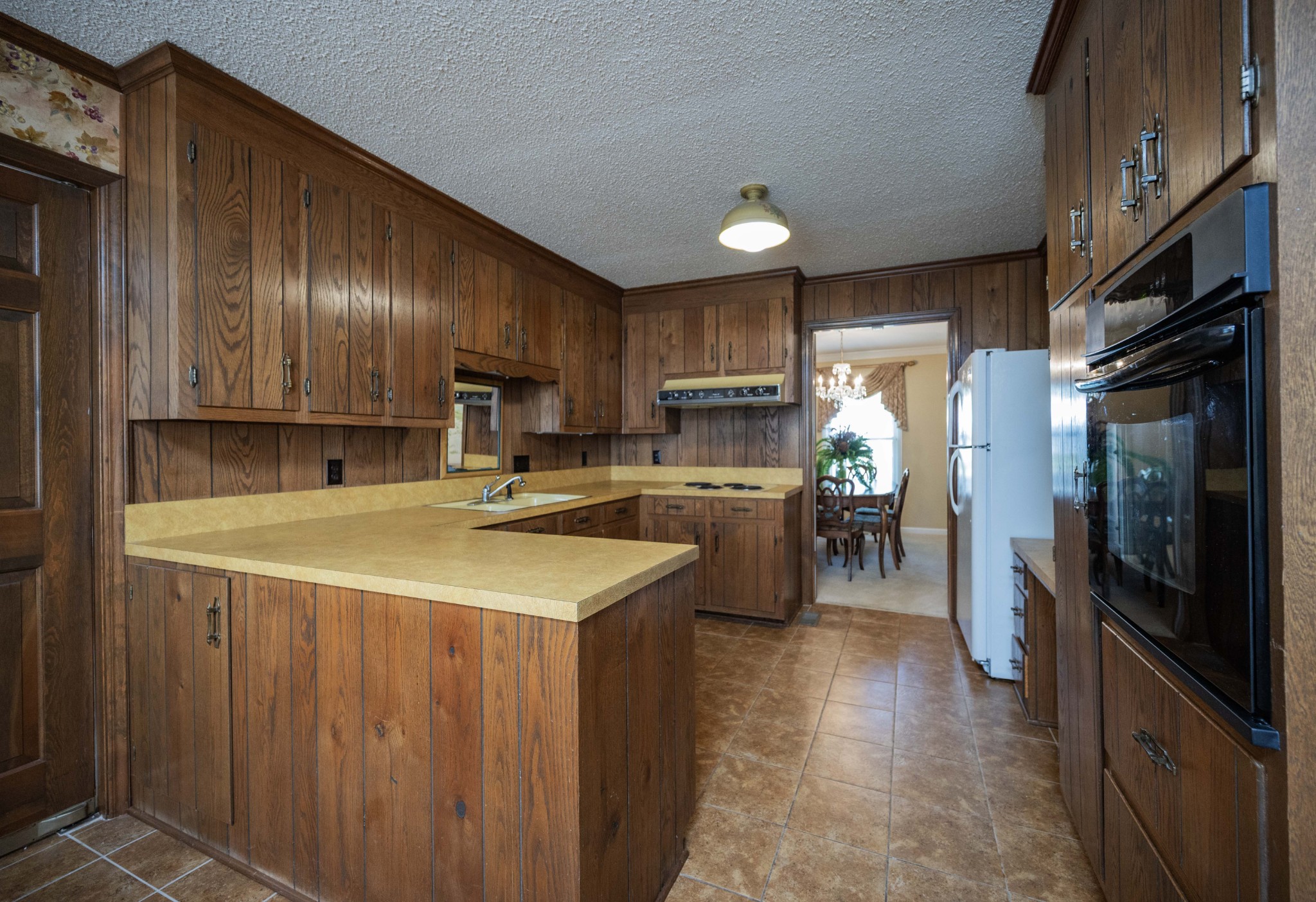 2250 Wiltshire Dr