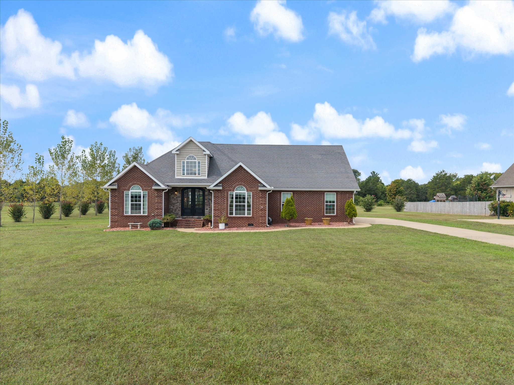 2002 Cheyenne Ct