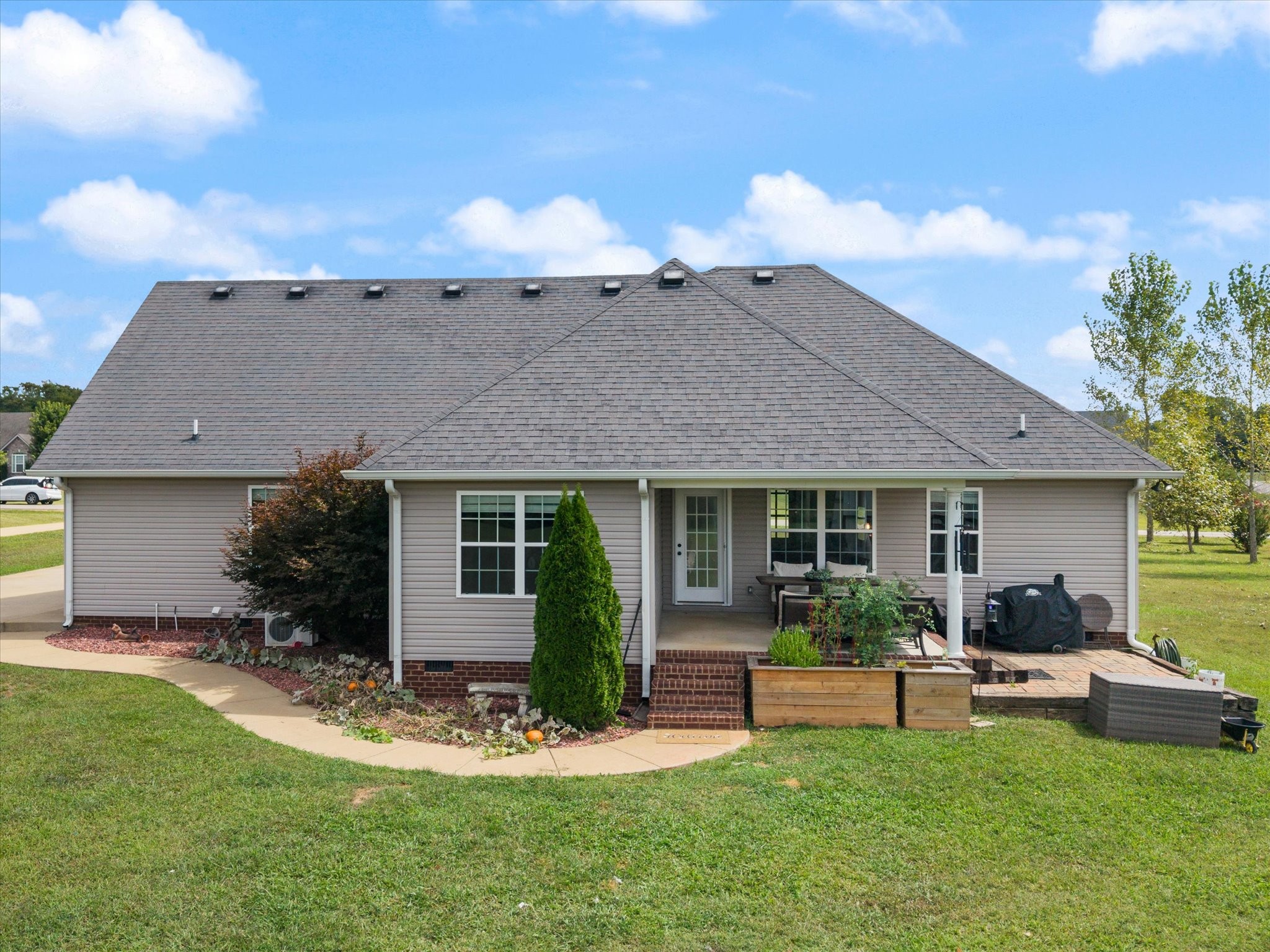2002 Cheyenne Ct