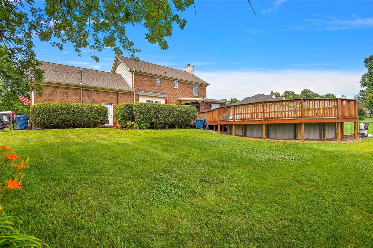 4000 Claude Dr