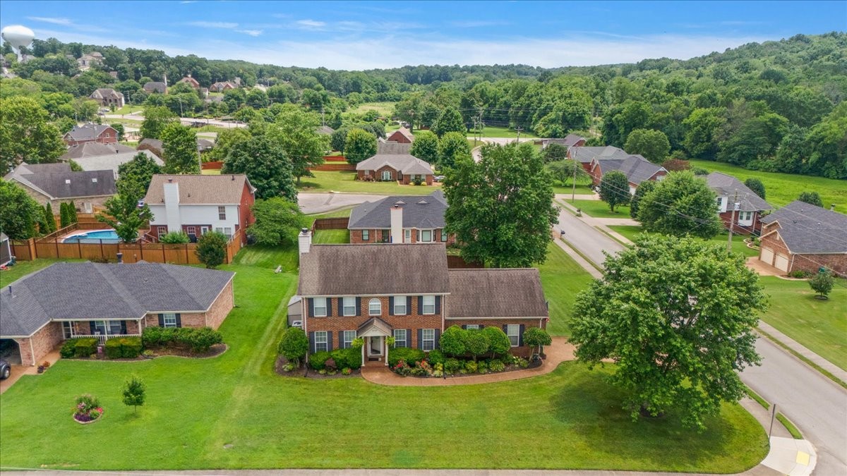 4000 Claude Dr