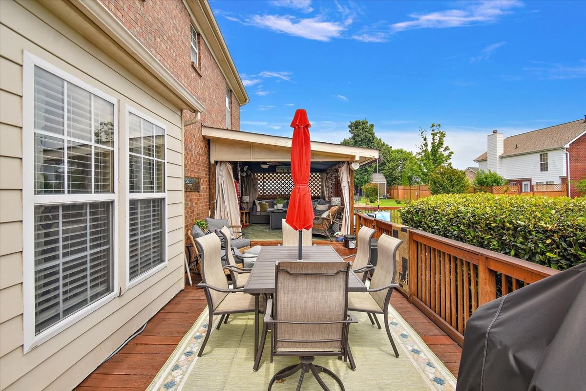 4000 Claude Dr