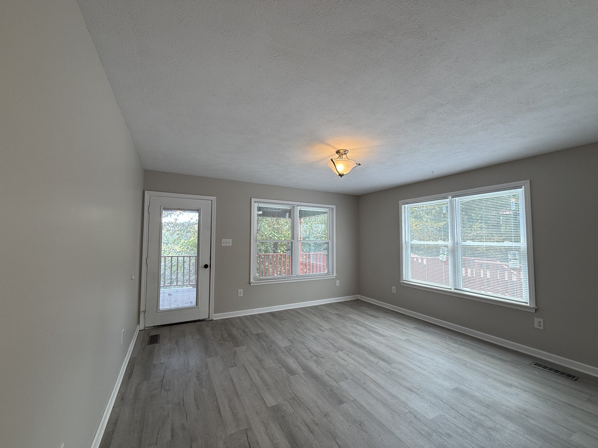 2850 Jeanette Holladay Rd