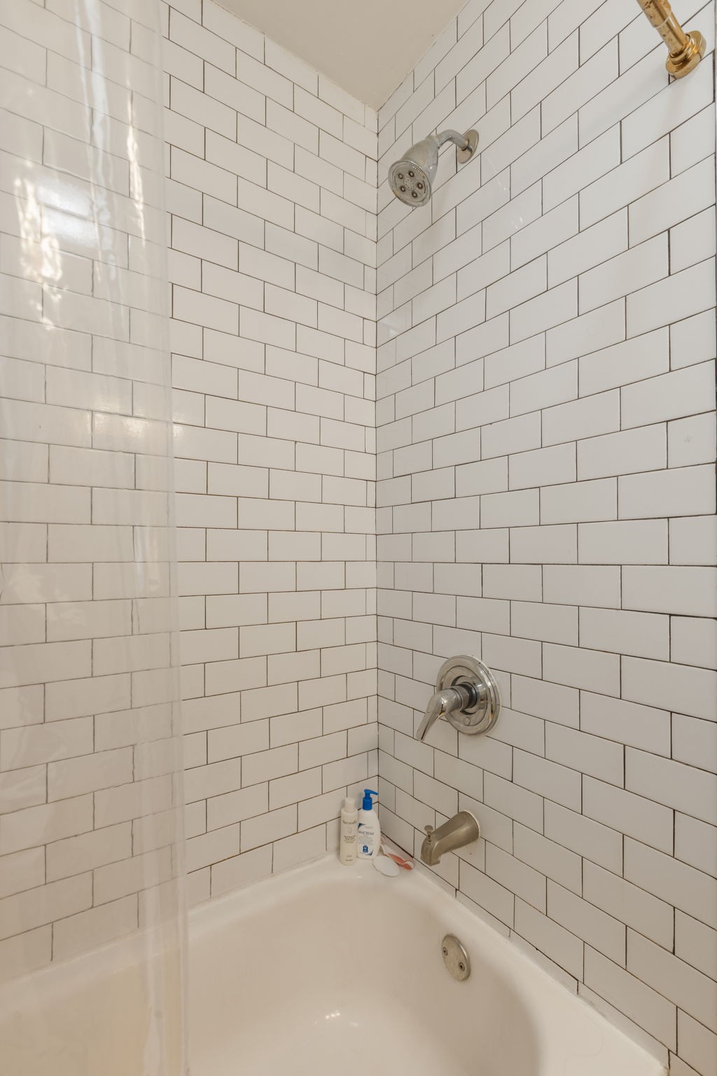 520 Norton Ave