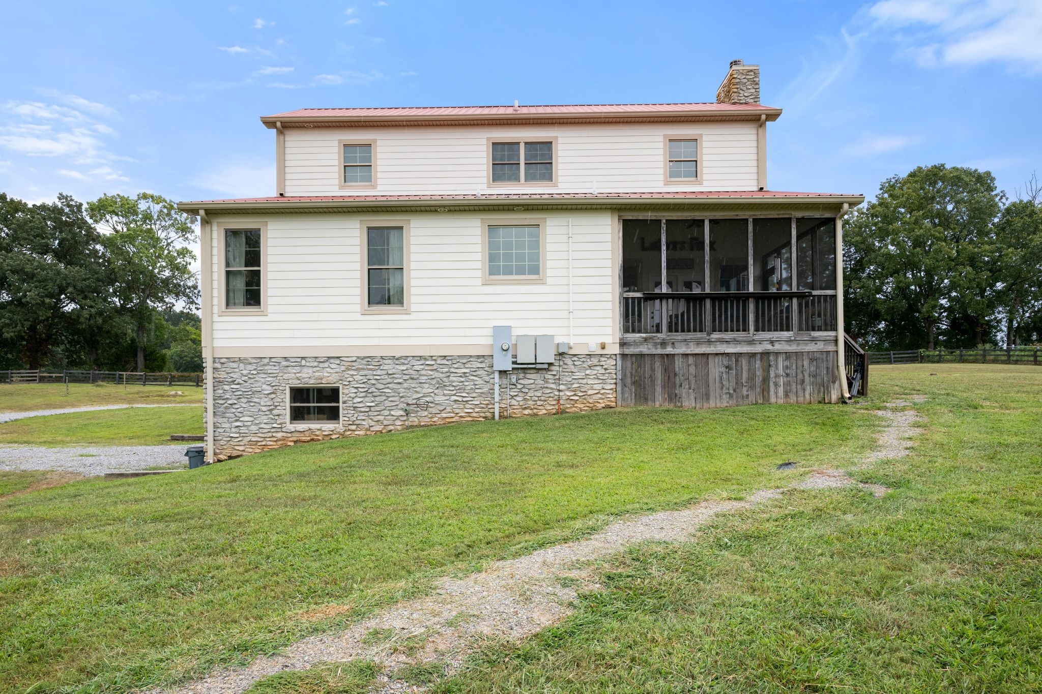 7680 Barnhill Rd