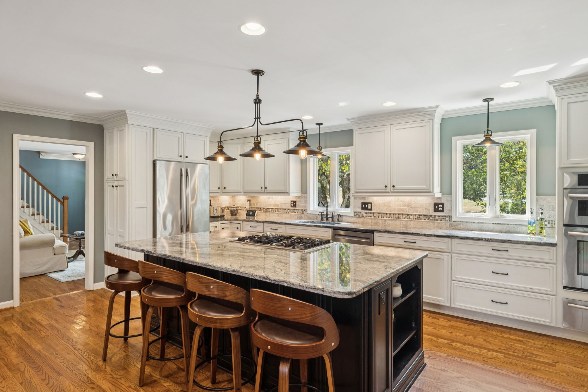 1004 Perkins Ln
