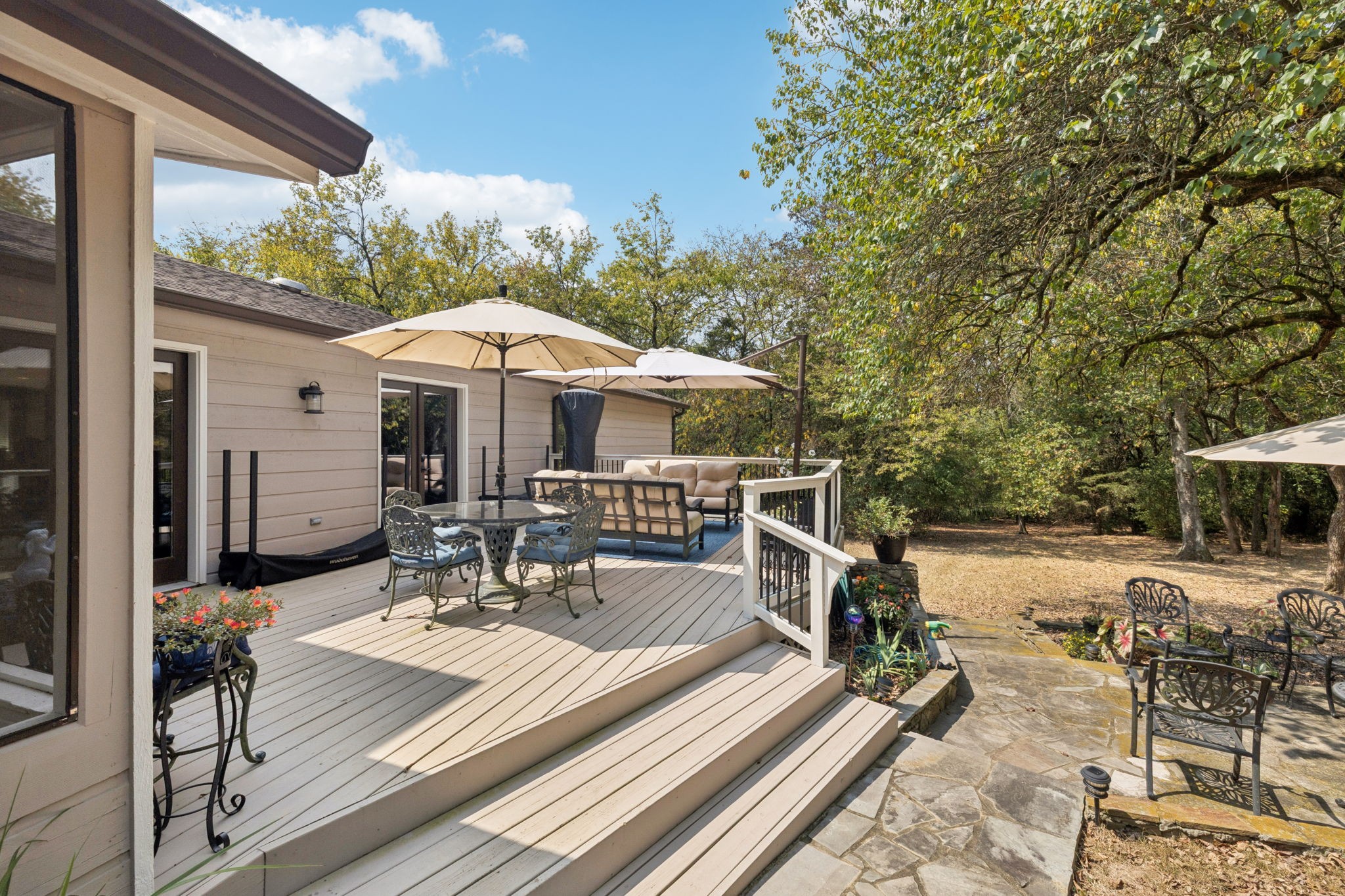 1004 Perkins Ln