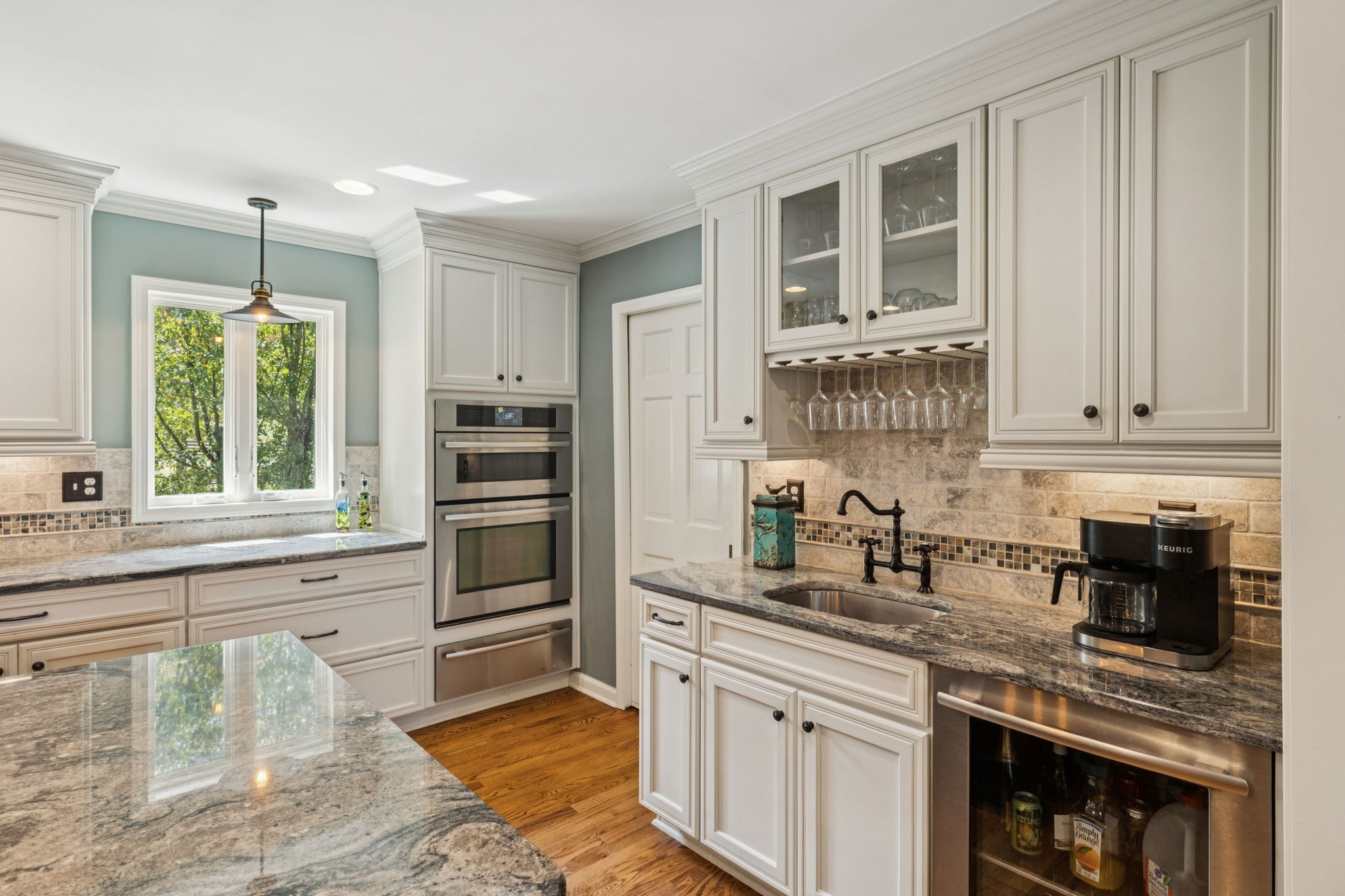 1004 Perkins Ln