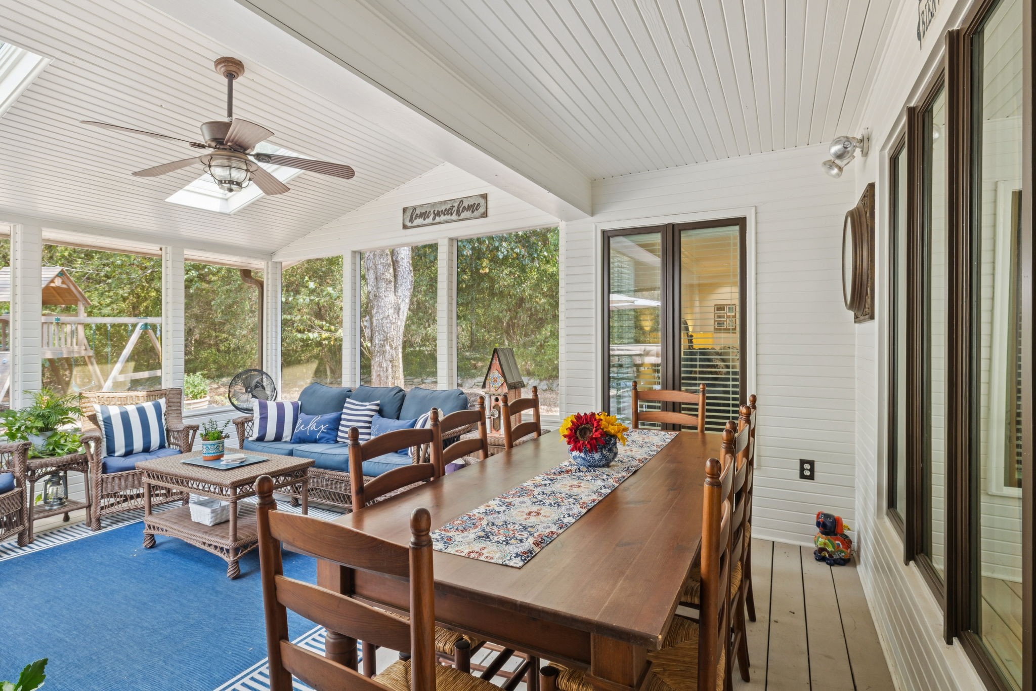 1004 Perkins Ln