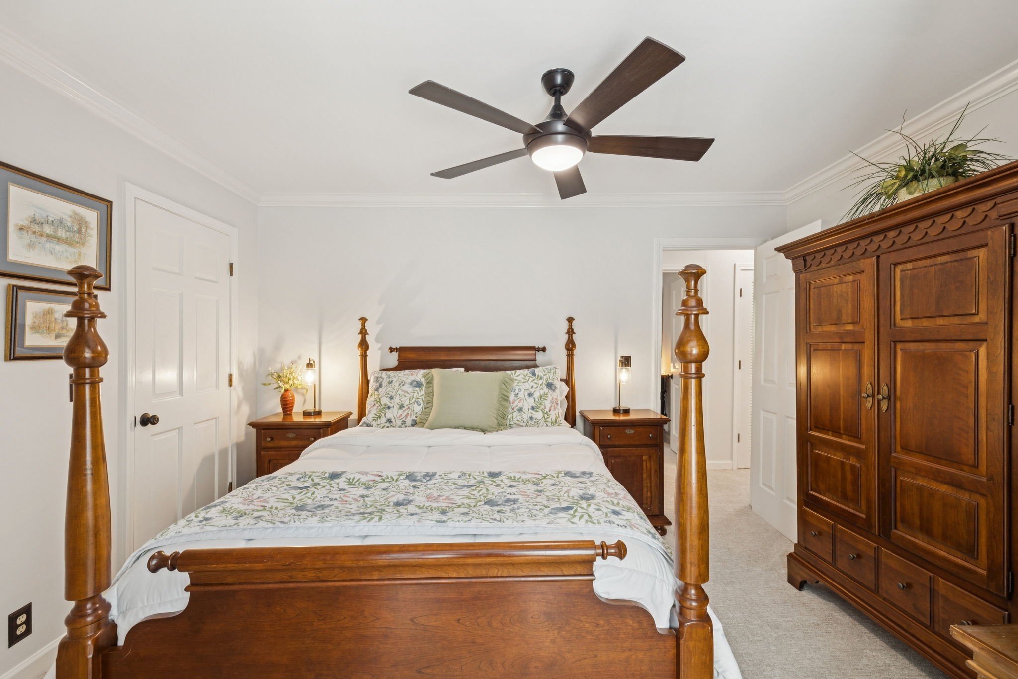 1004 Perkins Ln
