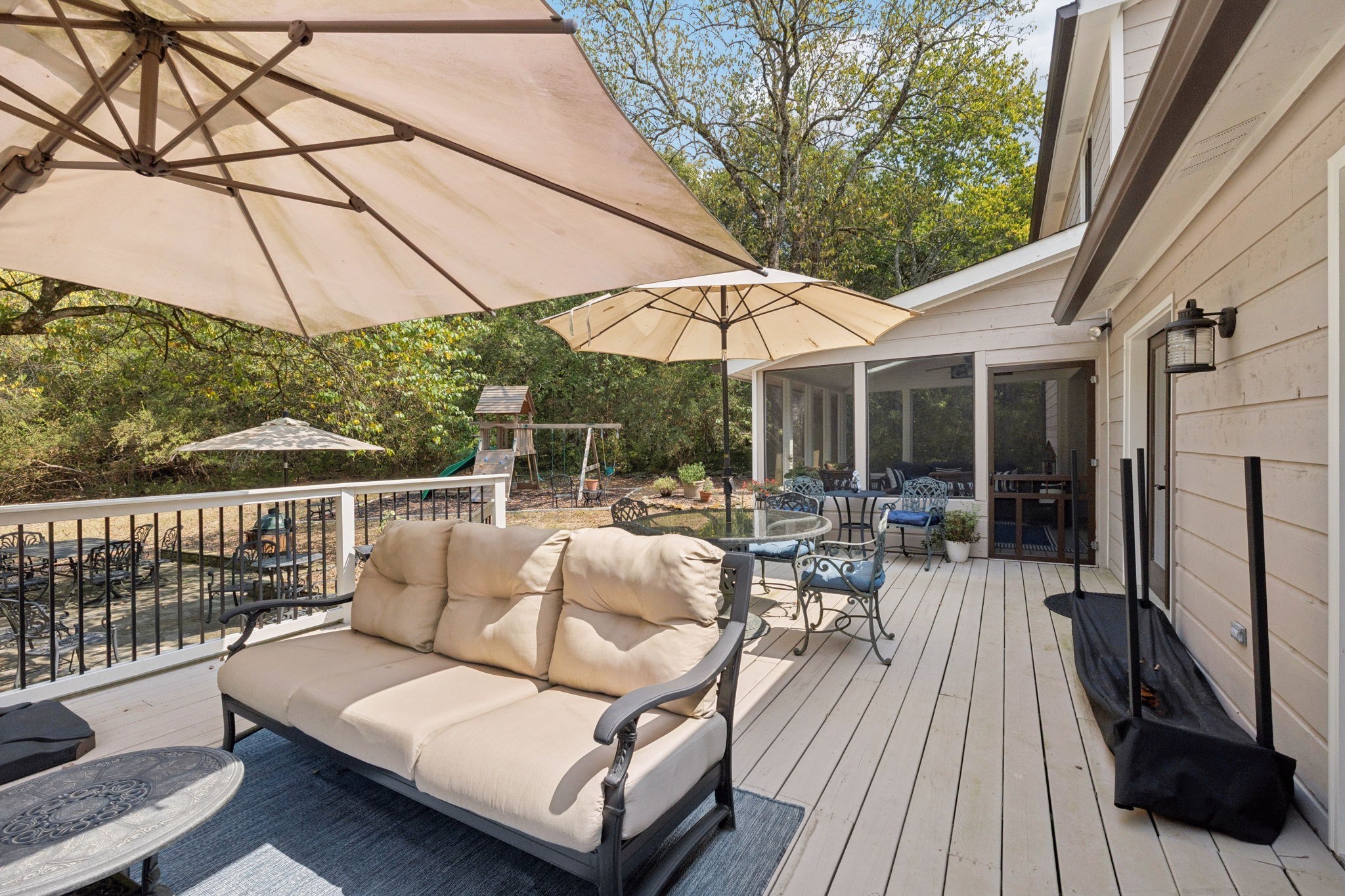 1004 Perkins Ln