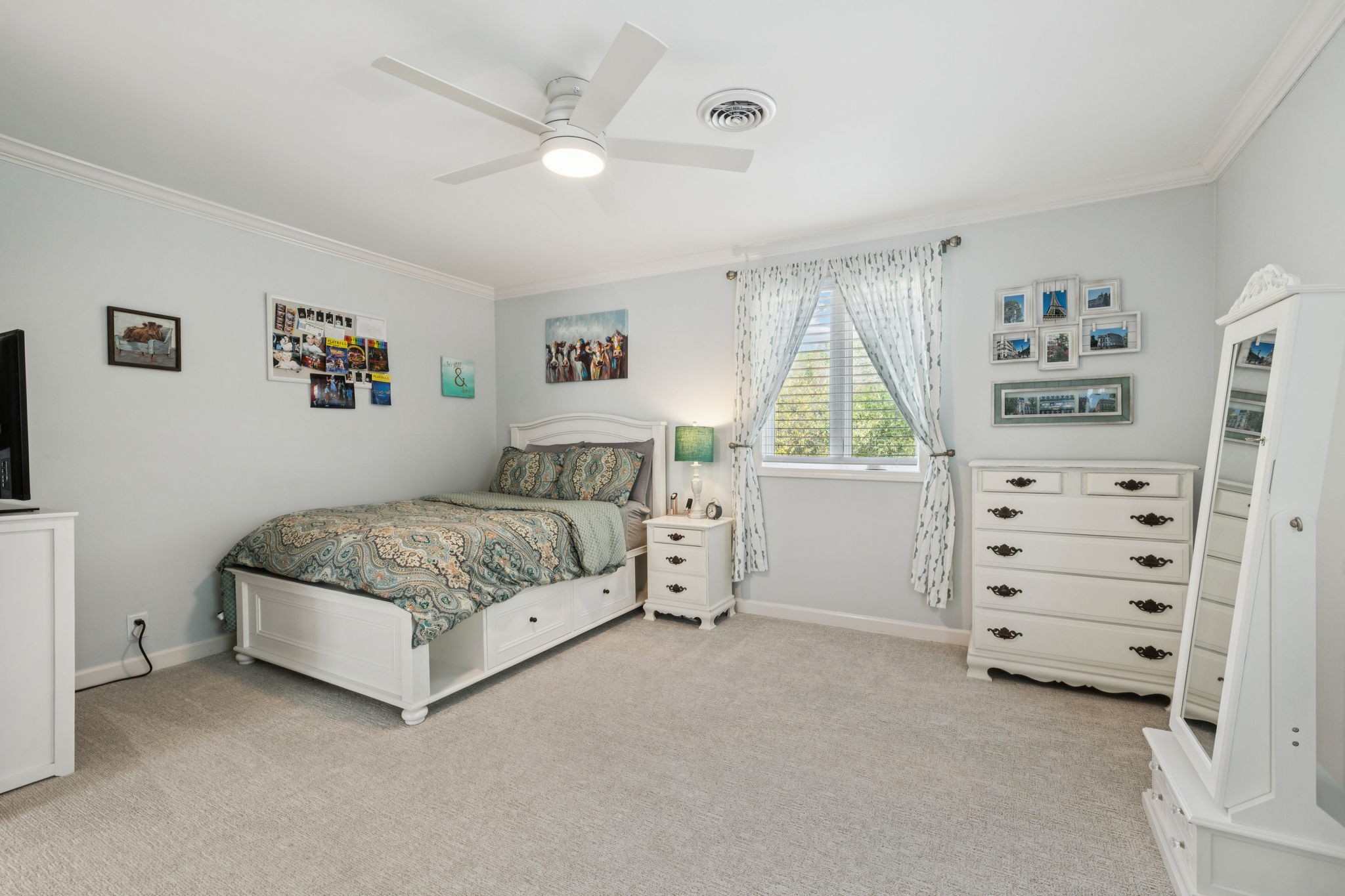 1004 Perkins Ln