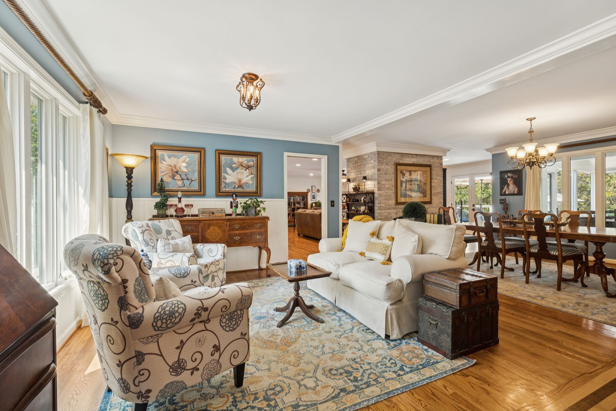 1004 Perkins Ln