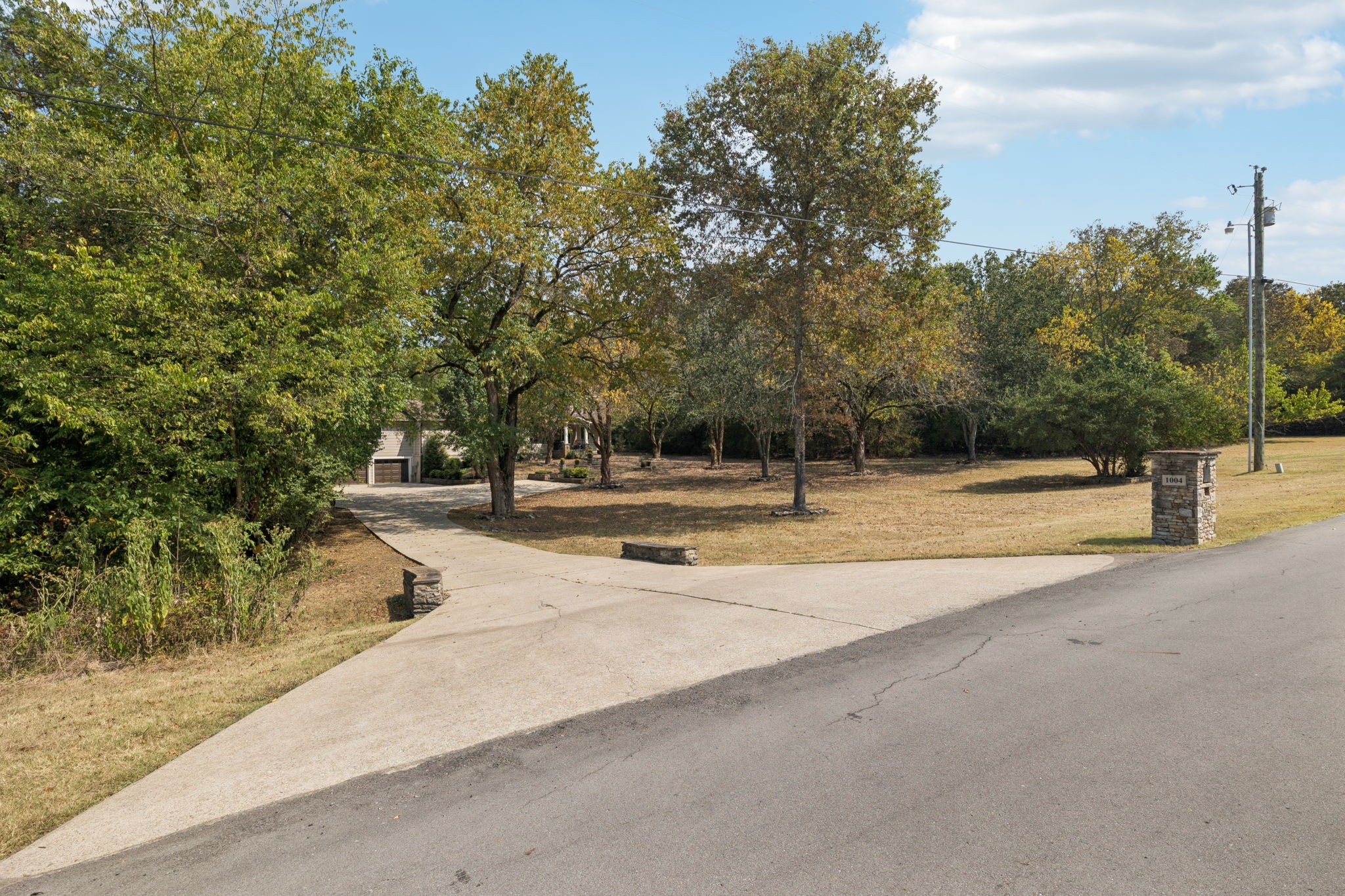 1004 Perkins Ln