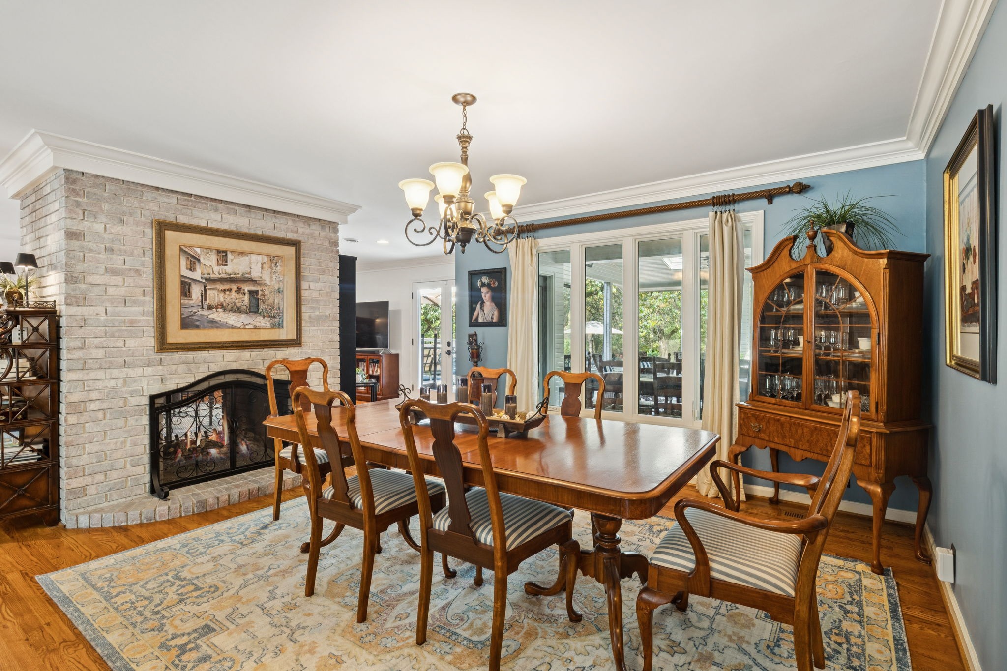 1004 Perkins Ln