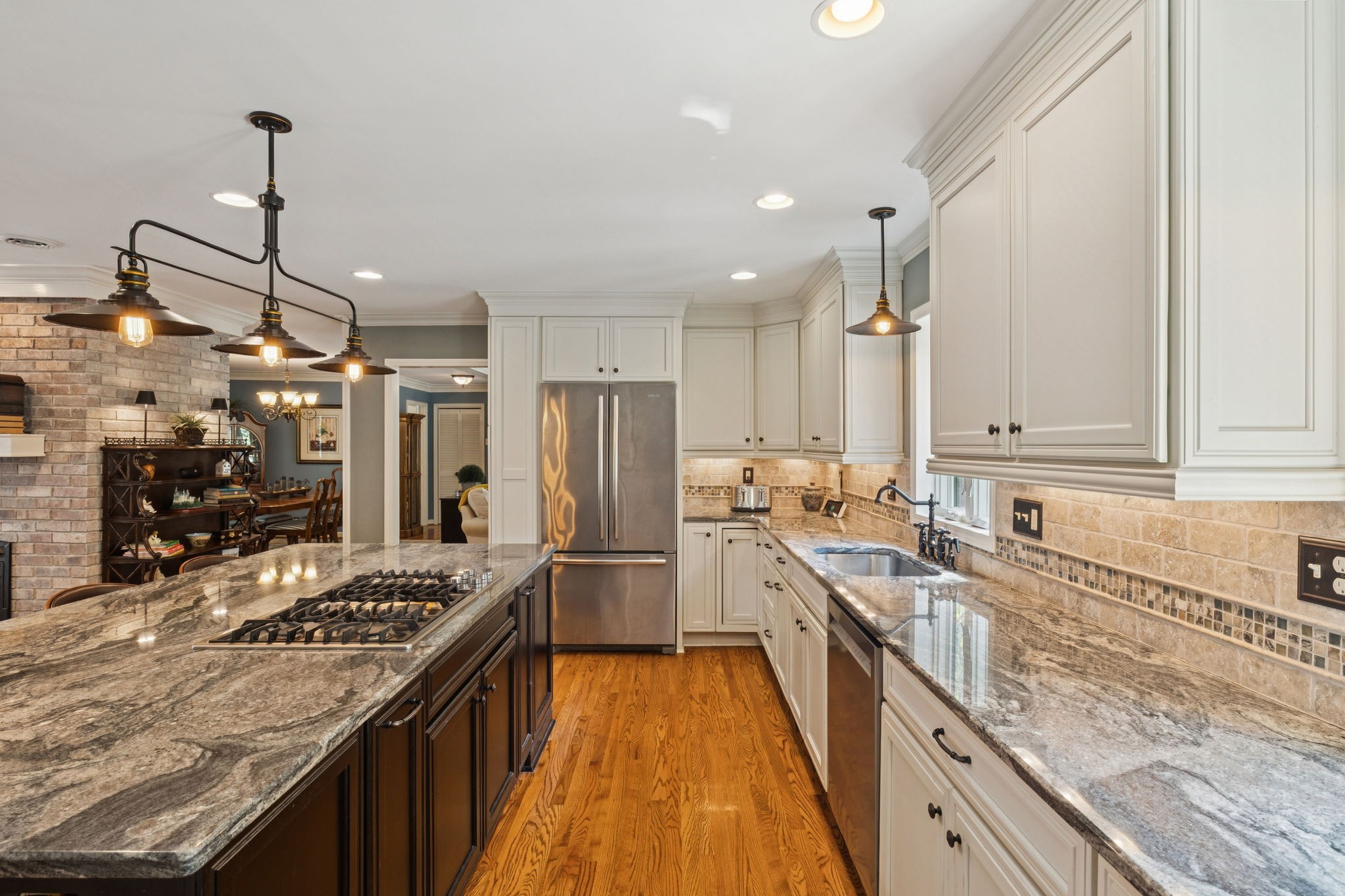 1004 Perkins Ln