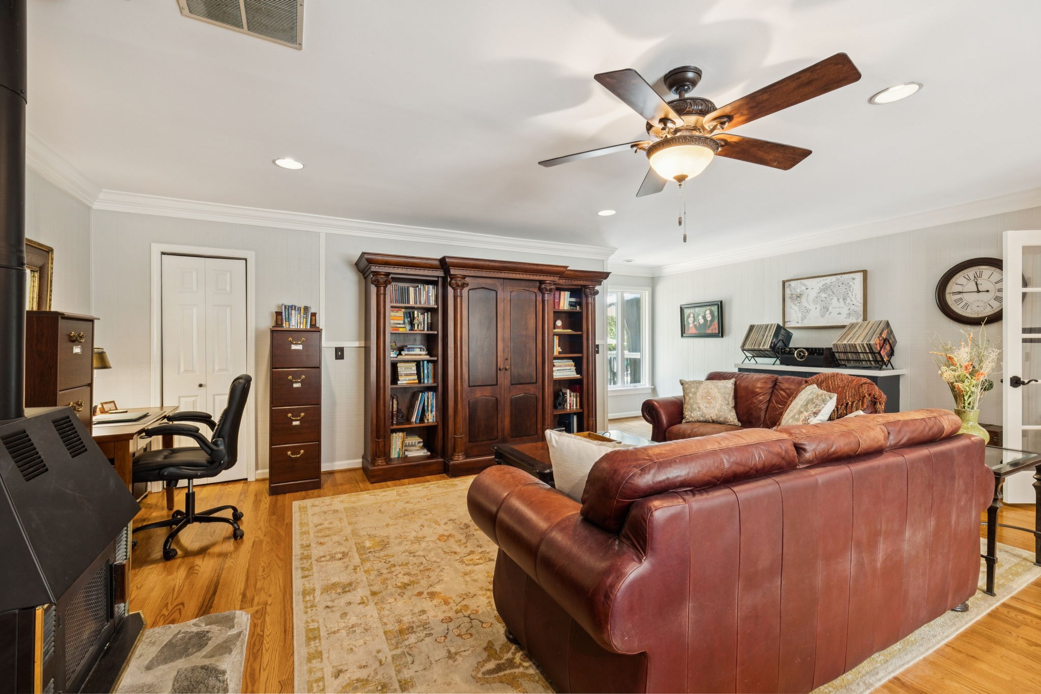 1004 Perkins Ln