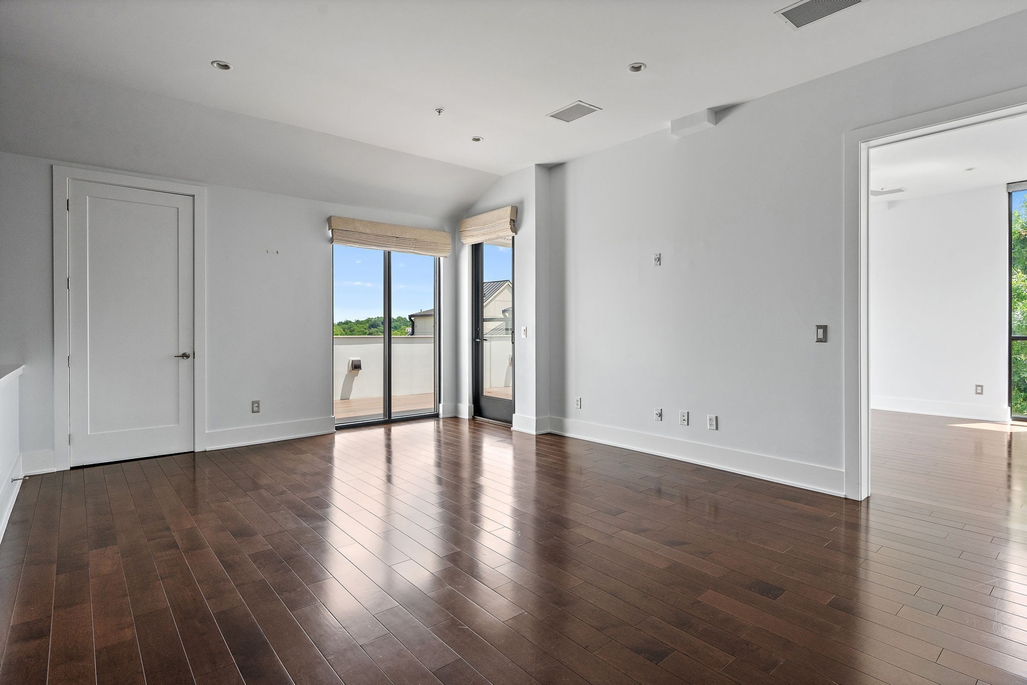 204 Acklen Park Dr Unit: 302